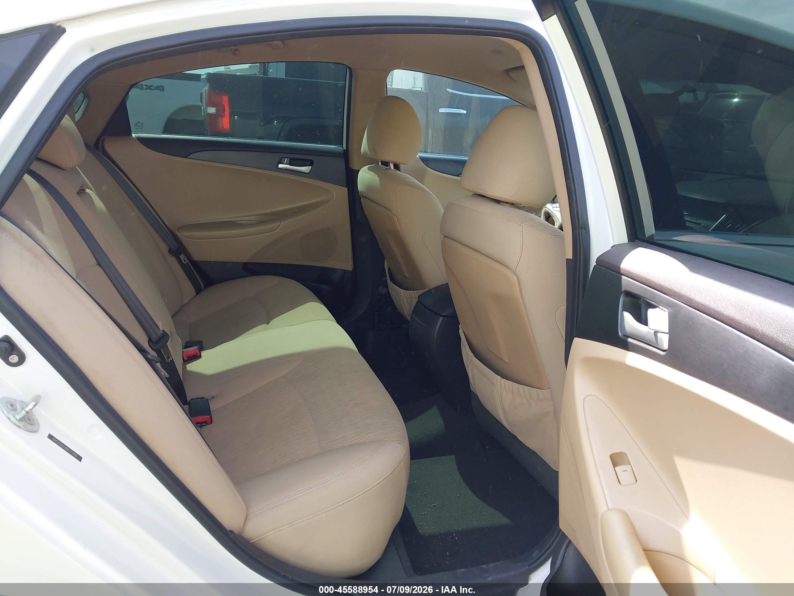 2011 Hyundai Sonata Gls White vin: 5NPEB4ACXBH211681