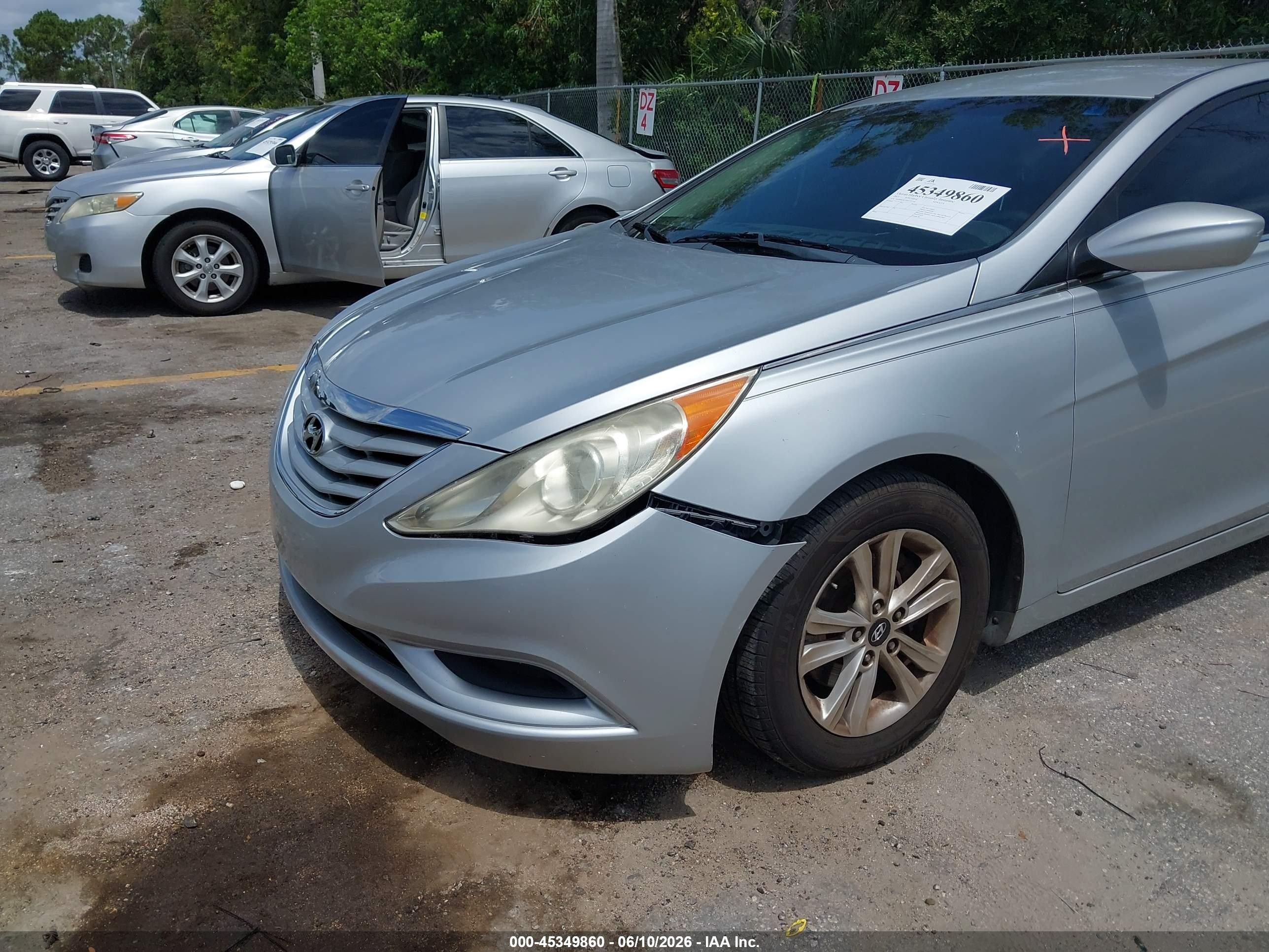 2011 Hyundai Sonata Gls Silver vin: 5NPEB4ACXBH271136