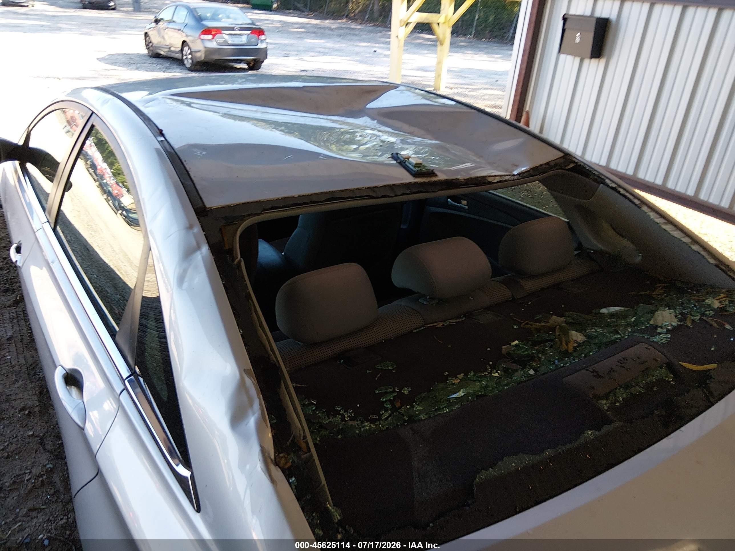 2012 Hyundai Sonata Gls Silver vin: 5NPEB4ACXCH380083
