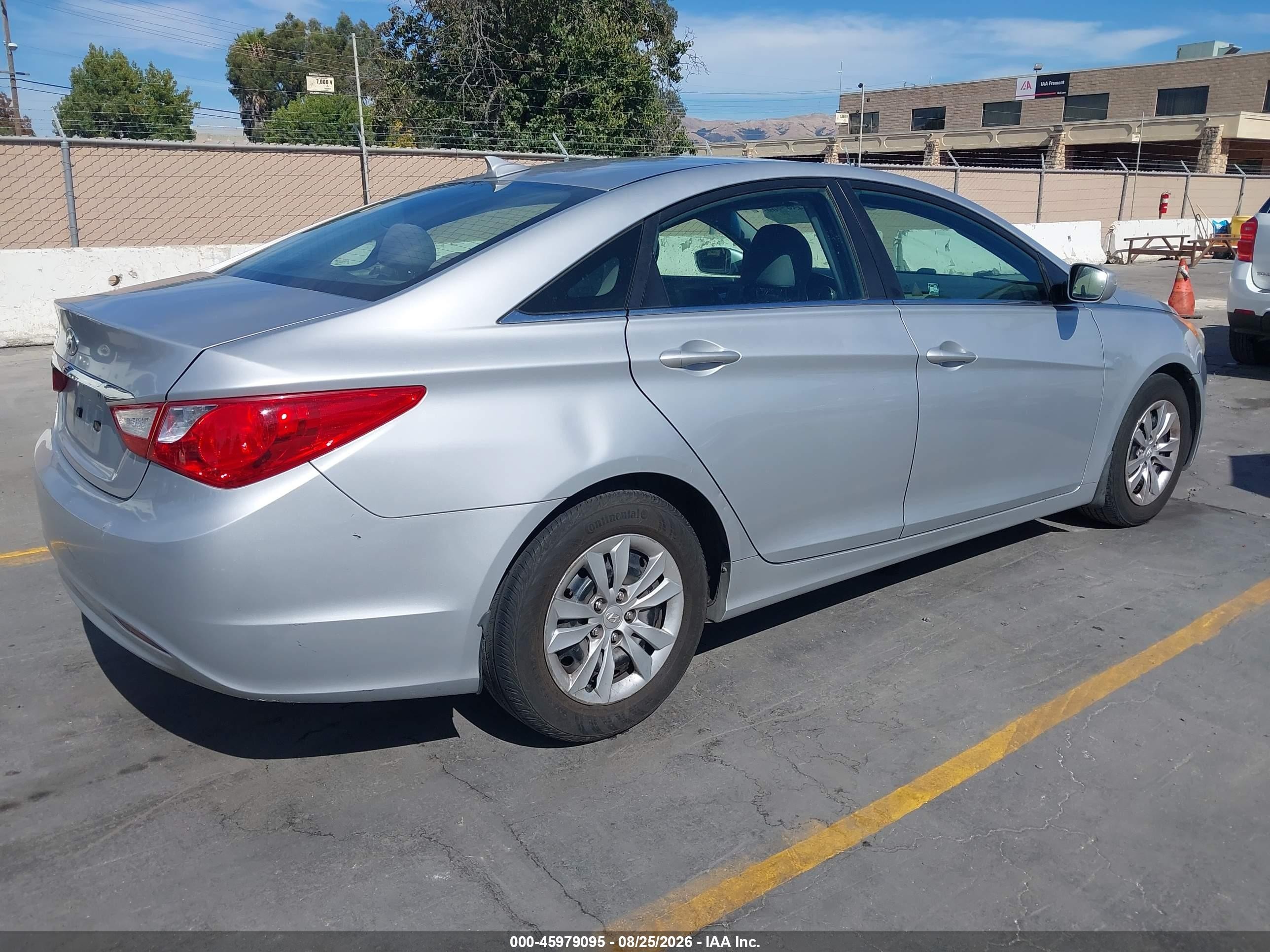 2012 Hyundai Sonata Gls Silver vin: 5NPEB4ACXCH393576