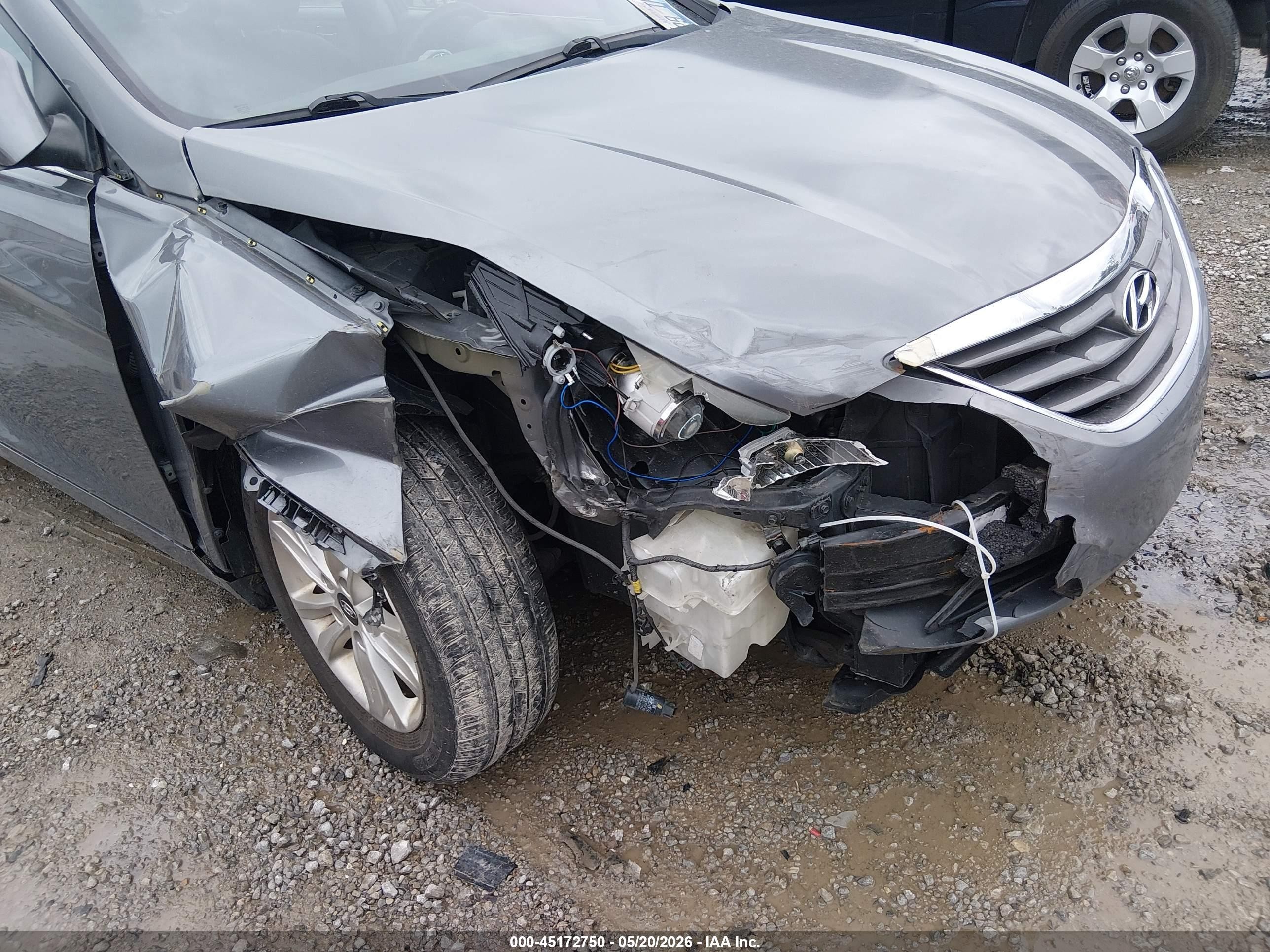2012 Hyundai Sonata Gls Silver vin: 5NPEB4ACXCH434563