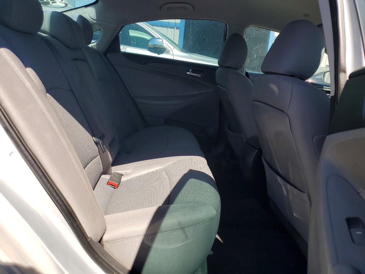 2012 Hyundai Sonata Gls Серебряный vin: 5NPEB4ACXCH452206