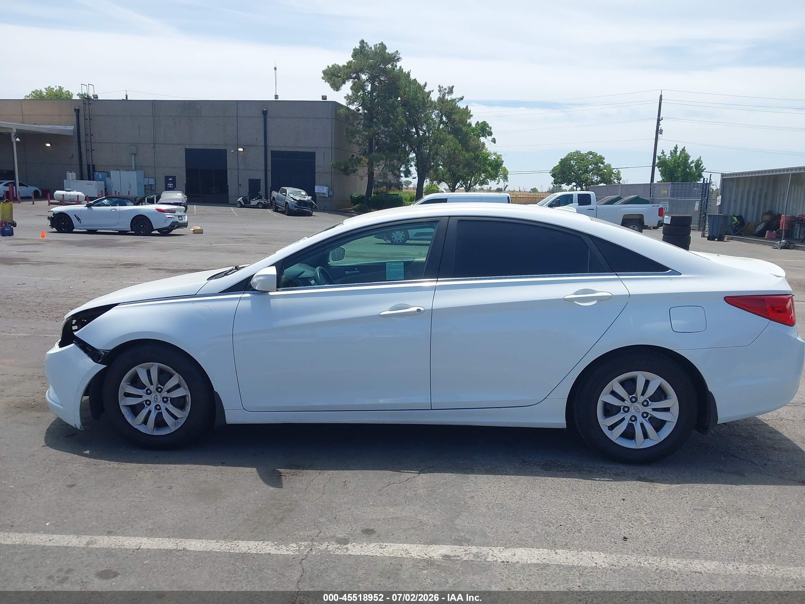 2012 Hyundai Sonata Gls White vin: 5NPEB4ACXCH495332