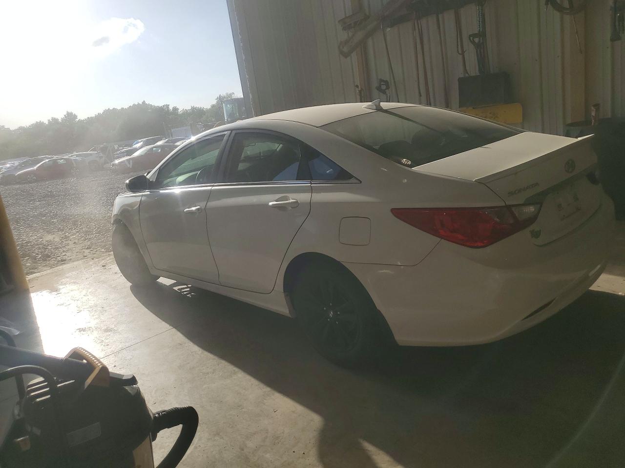 2013 Hyundai Sonata Gls Белый vin: 5NPEB4ACXDH508999