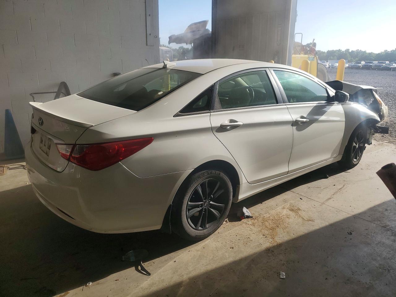 2013 Hyundai Sonata Gls Белый vin: 5NPEB4ACXDH508999