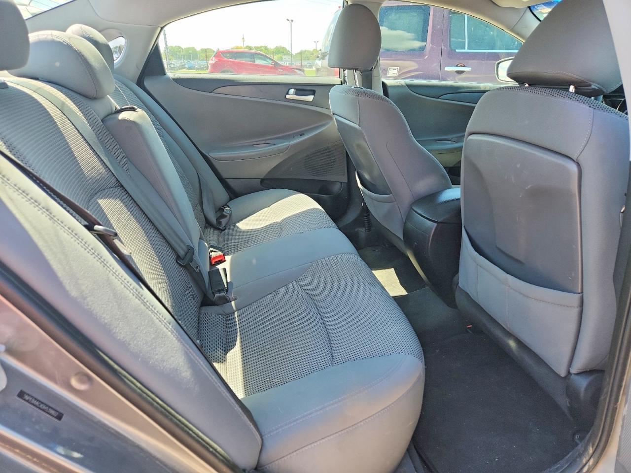 2013 Hyundai Sonata Gls Серебряный vin: 5NPEB4ACXDH539802