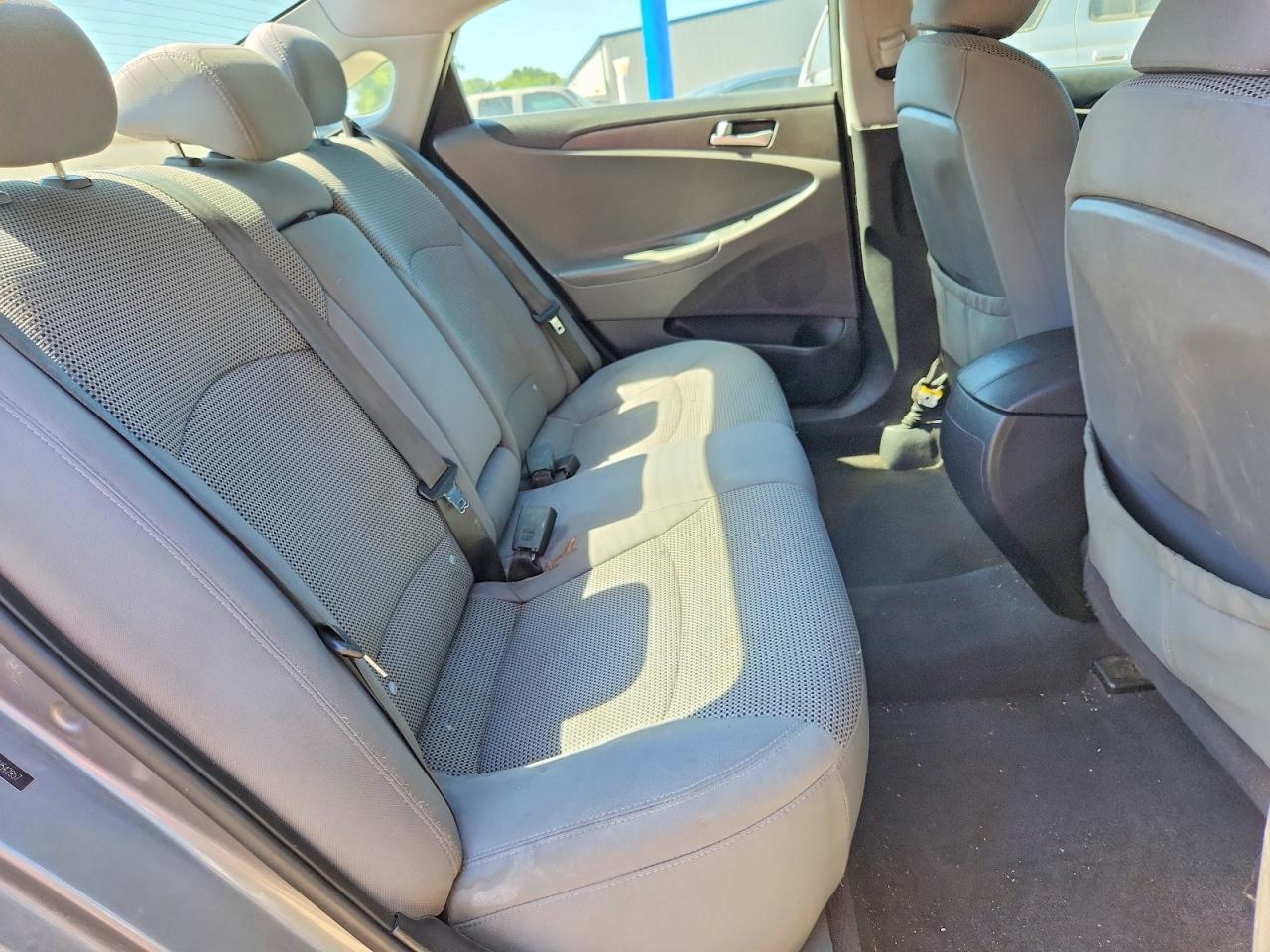 2013 Hyun Sonata Gray vin: 5NPEB4ACXDH542957
