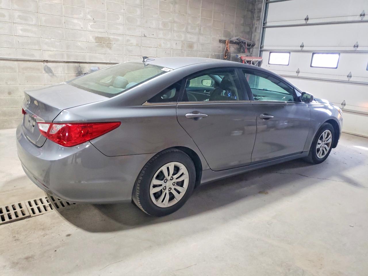 2013 Hyundai Sonata Gls Gray vin: 5NPEB4ACXDH575005