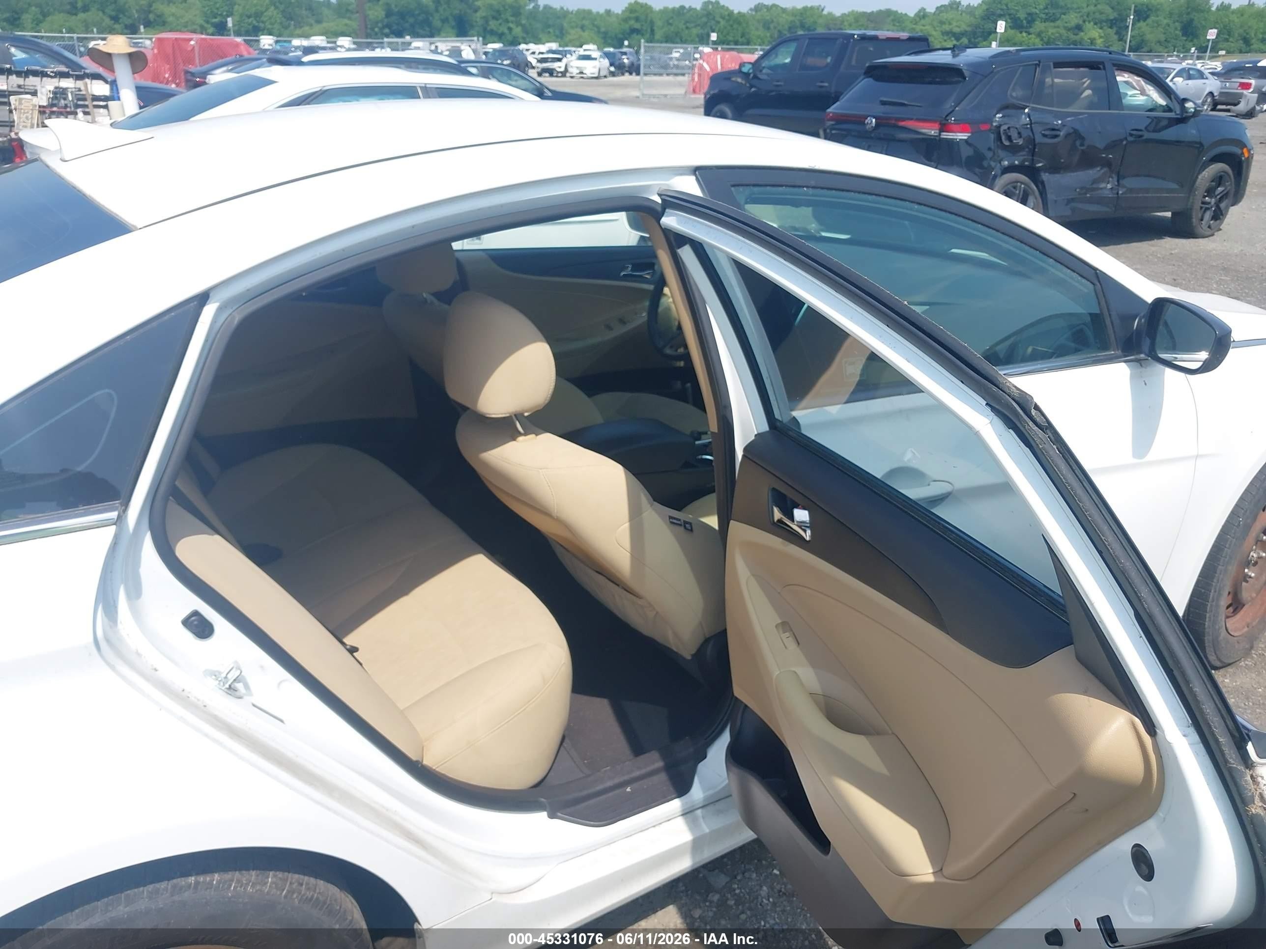 2013 Hyundai Sonata Gls Белый vin: 5NPEB4ACXDH618211