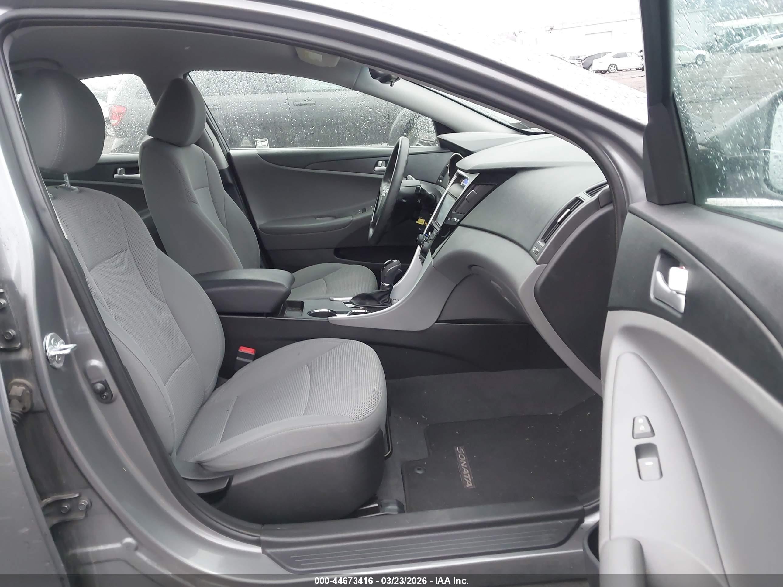 2013 Hyundai Sonata Gls Gray vin: 5NPEB4ACXDH699310
