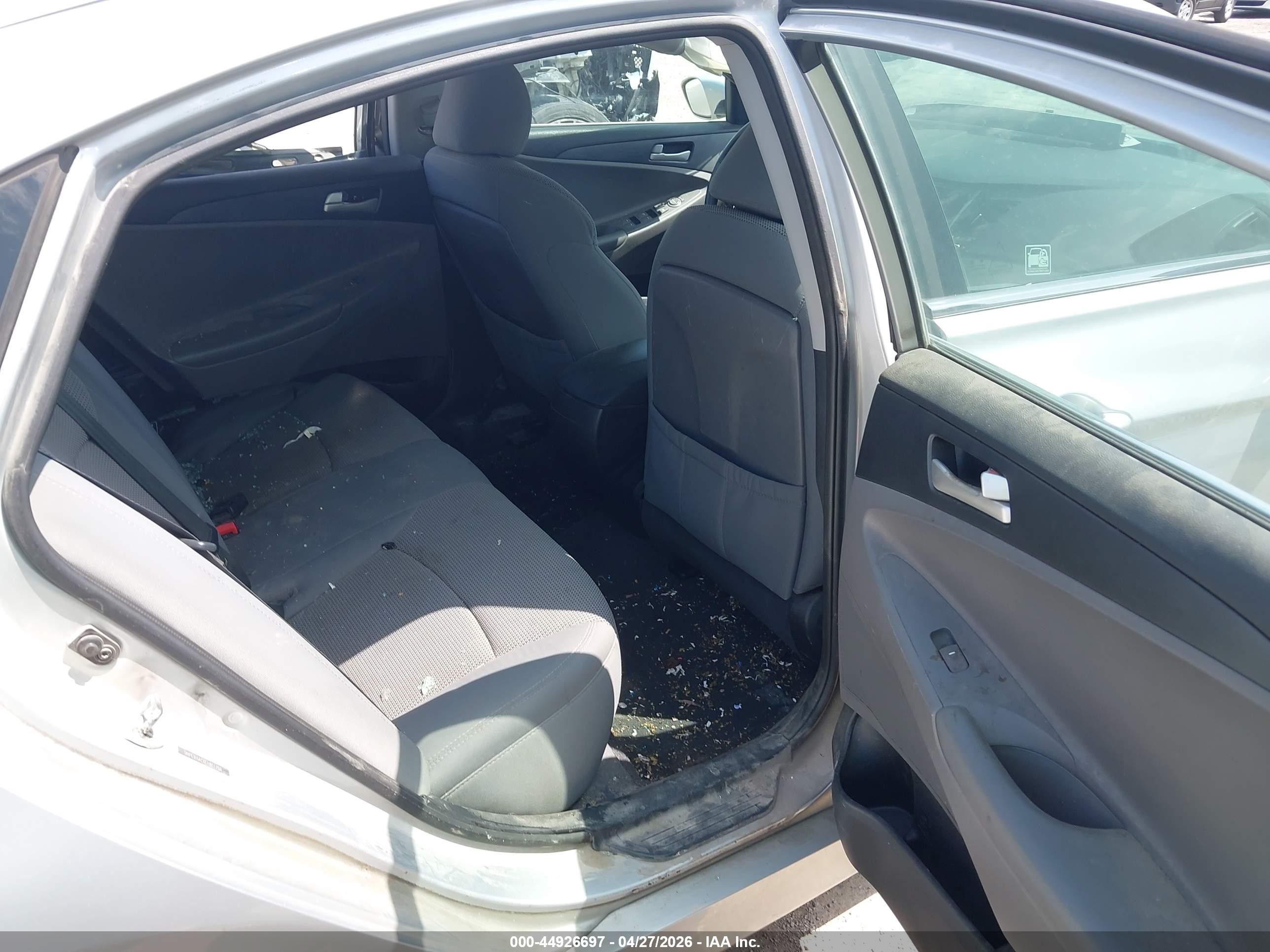 2014 Hyundai Sonata Gls Серебряный vin: 5NPEB4ACXEH811766