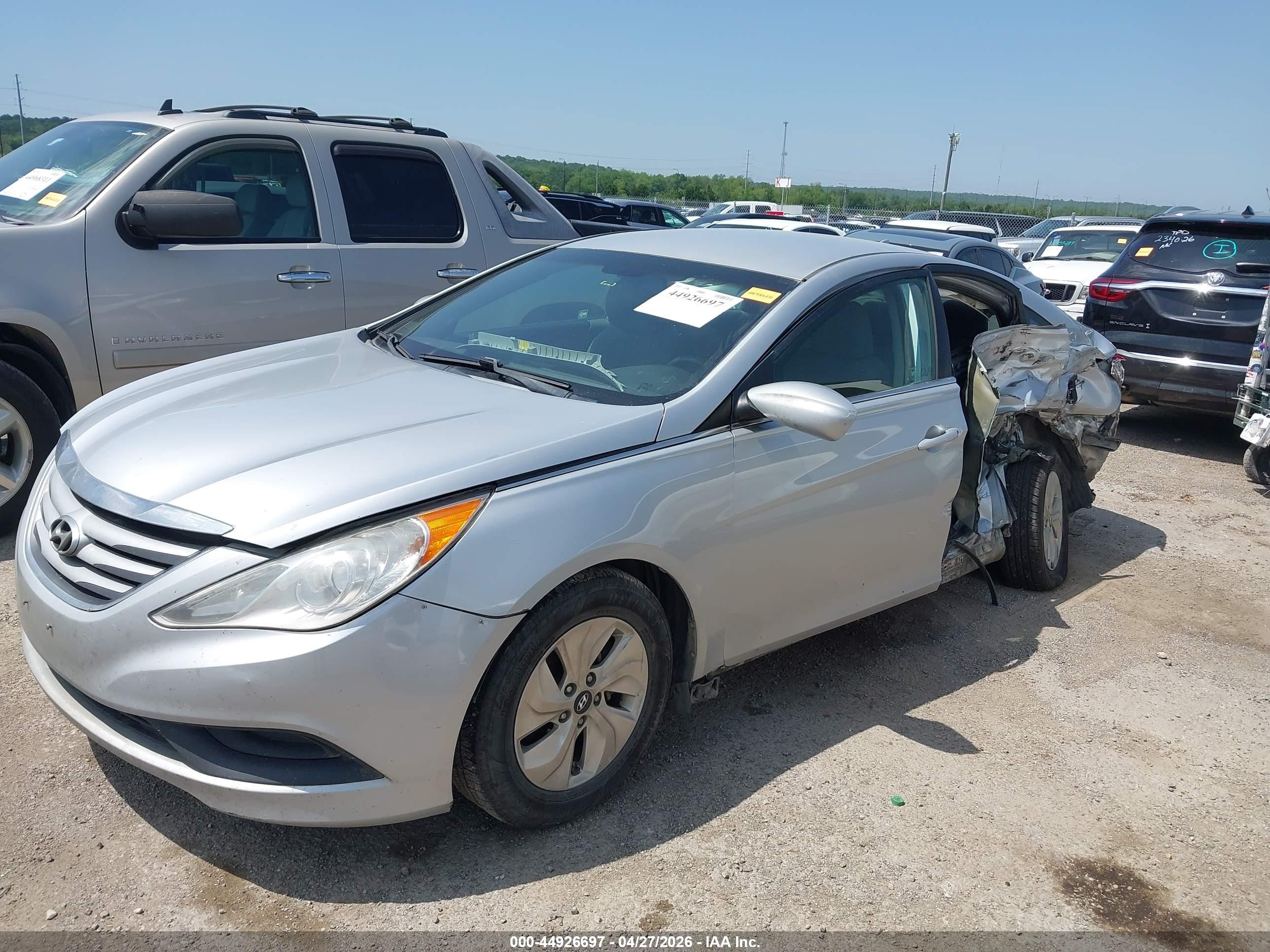 2014 Hyundai Sonata Gls Серебряный vin: 5NPEB4ACXEH811766