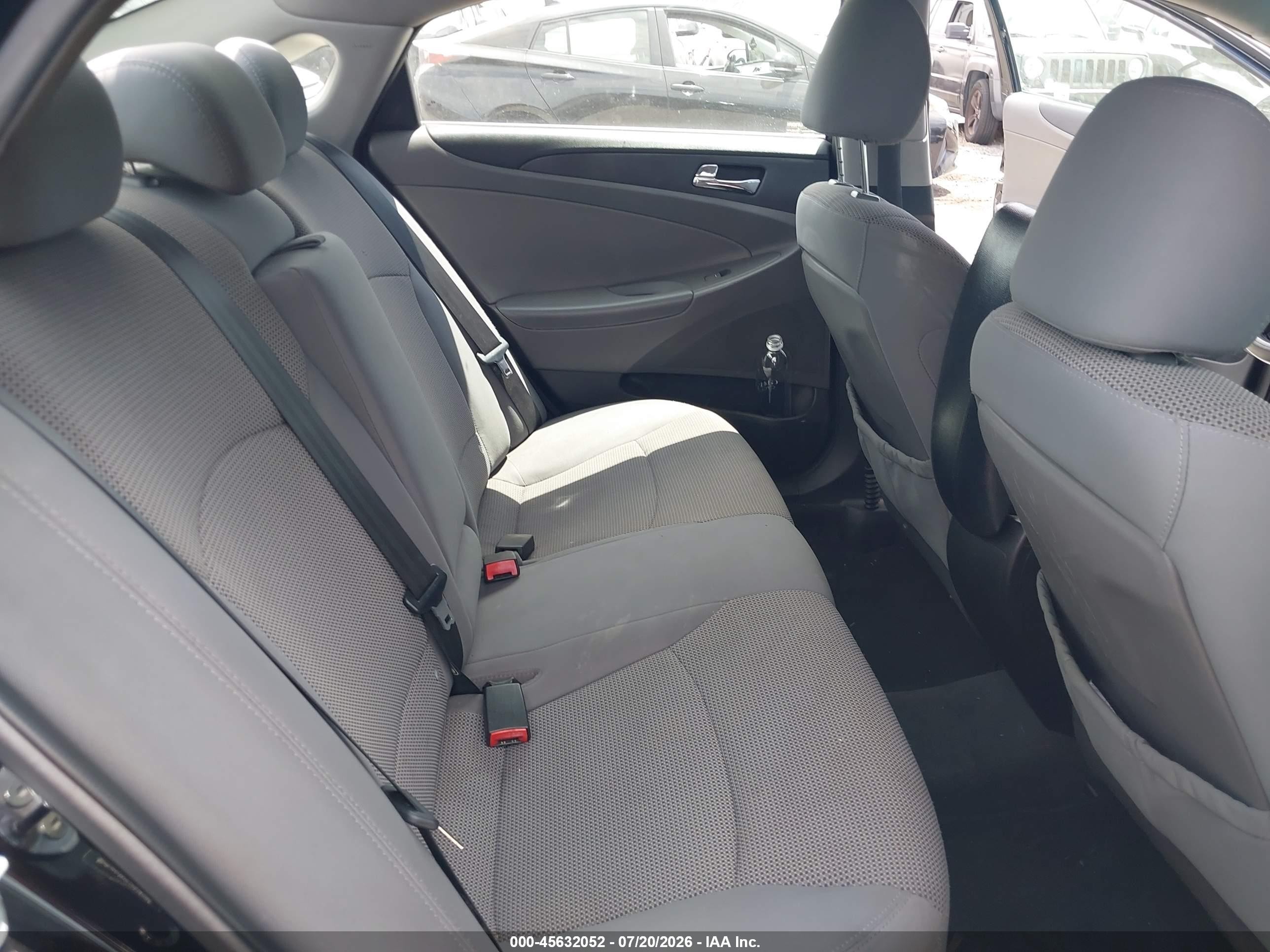 2014 Hyundai Sonata Gls Черный vin: 5NPEB4ACXEH834982