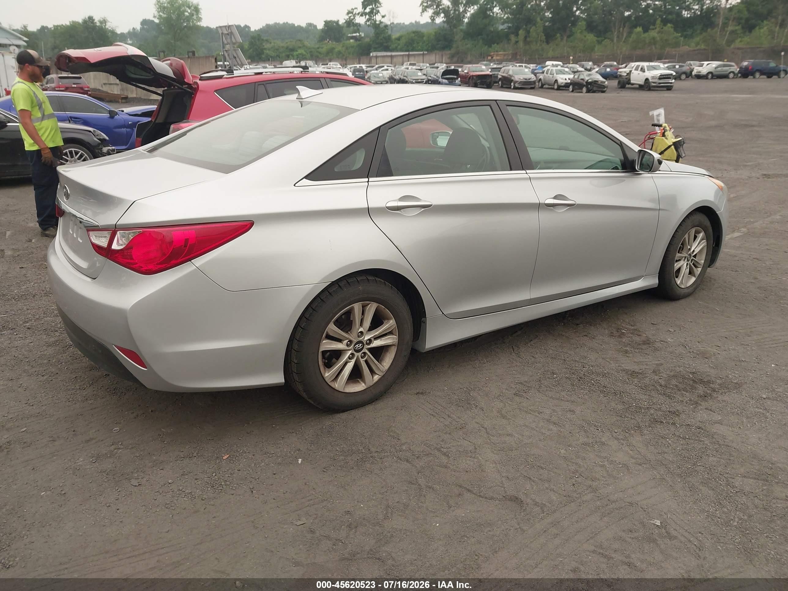 2014 Hyundai Sonata Gls Silver vin: 5NPEB4ACXEH868758