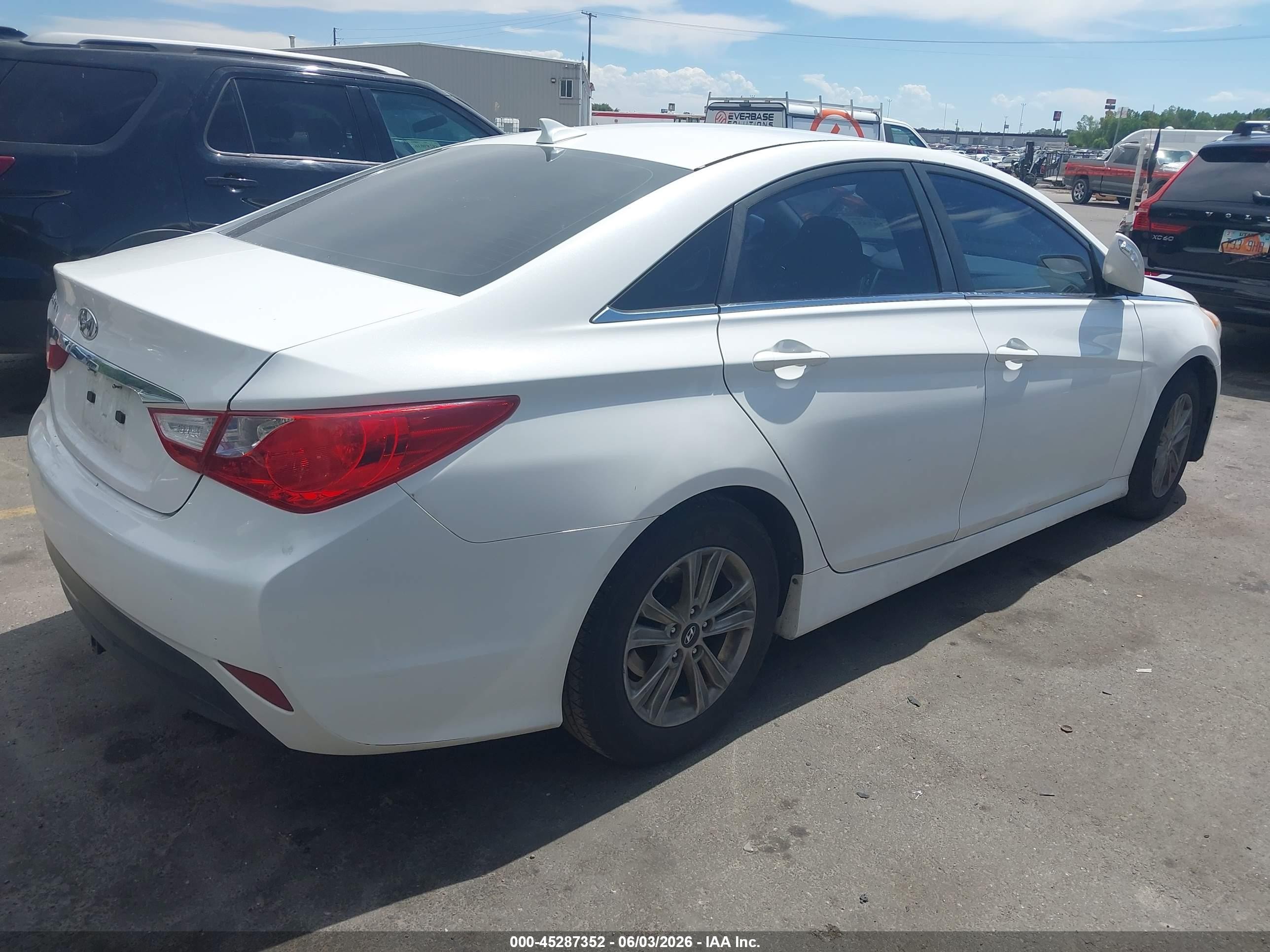 2014 Hyundai Sonata Gls White vin: 5NPEB4ACXEH885902