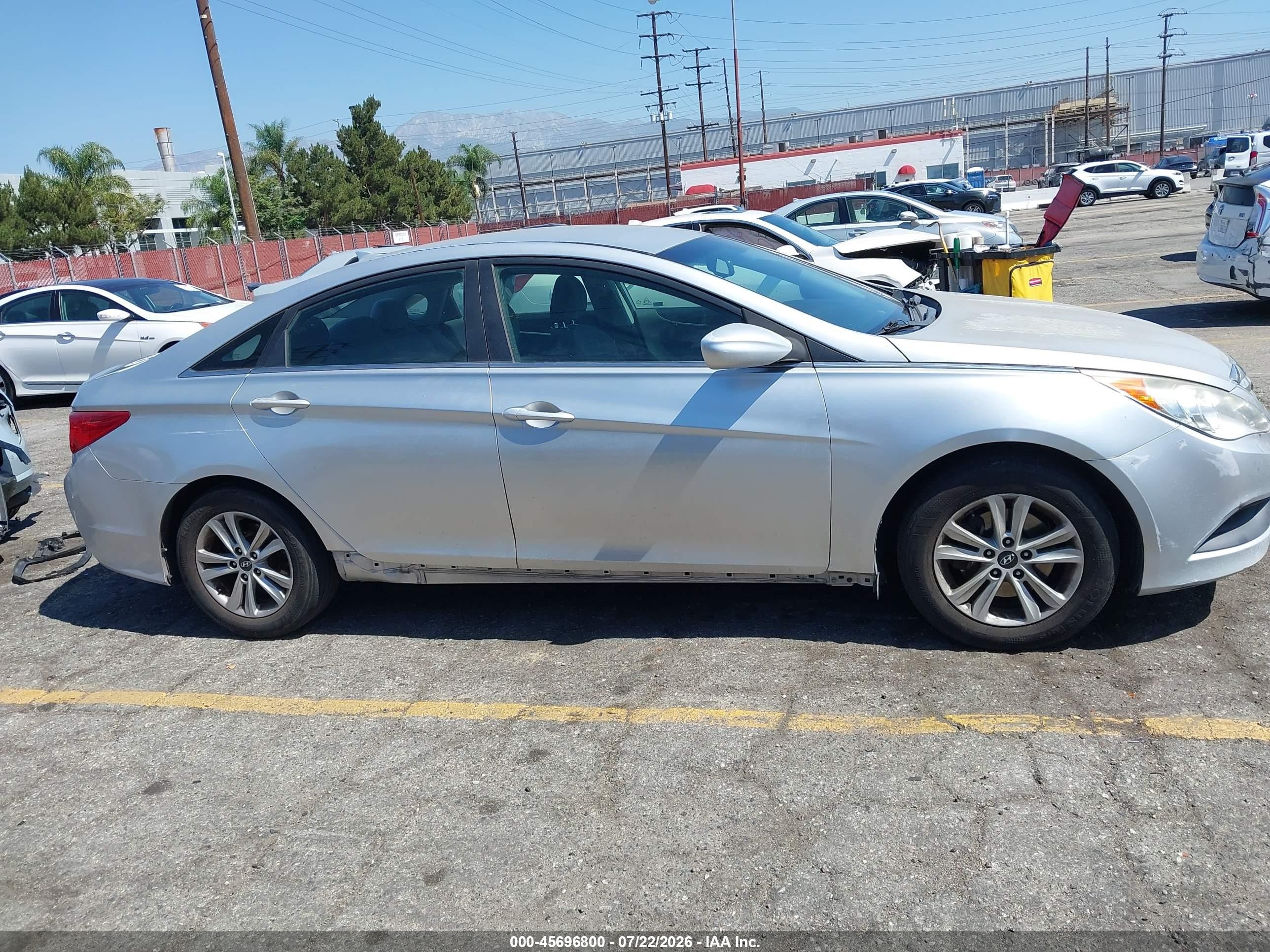 2014 Hyundai Sonata Gls Silver vin: 5NPEB4ACXEH905386