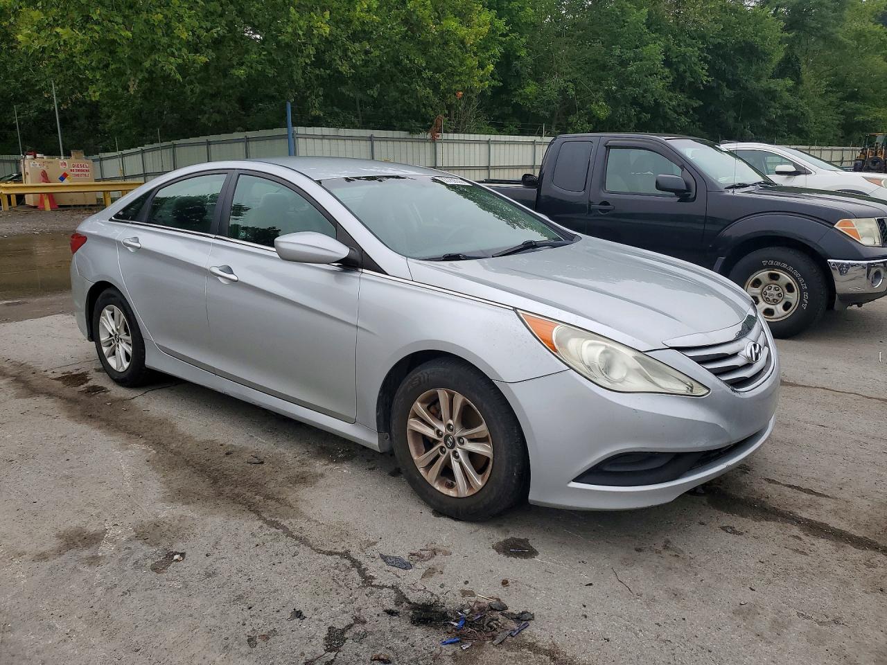 2014 Hyundai Sonata Gls Silver vin: 5NPEB4ACXEH913651