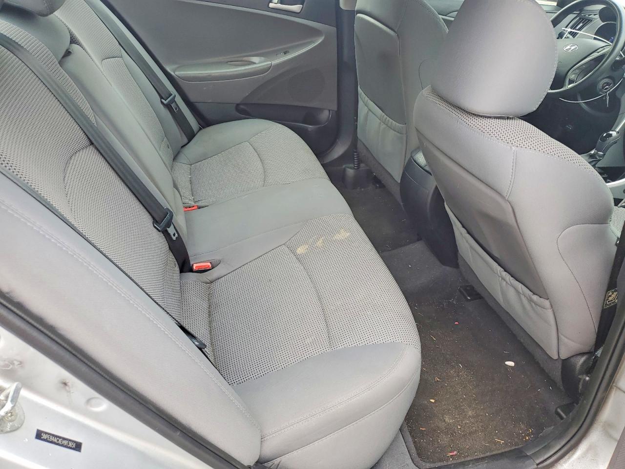 2014 Hyundai Sonata Gls Silver vin: 5NPEB4ACXEH913651