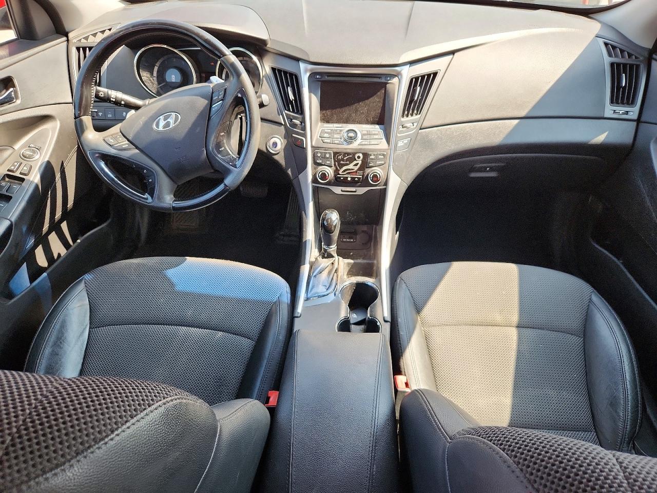 2012 Hyundai Sonata Se 2.0t Красный vin: 5NPEC4AB0CH470914