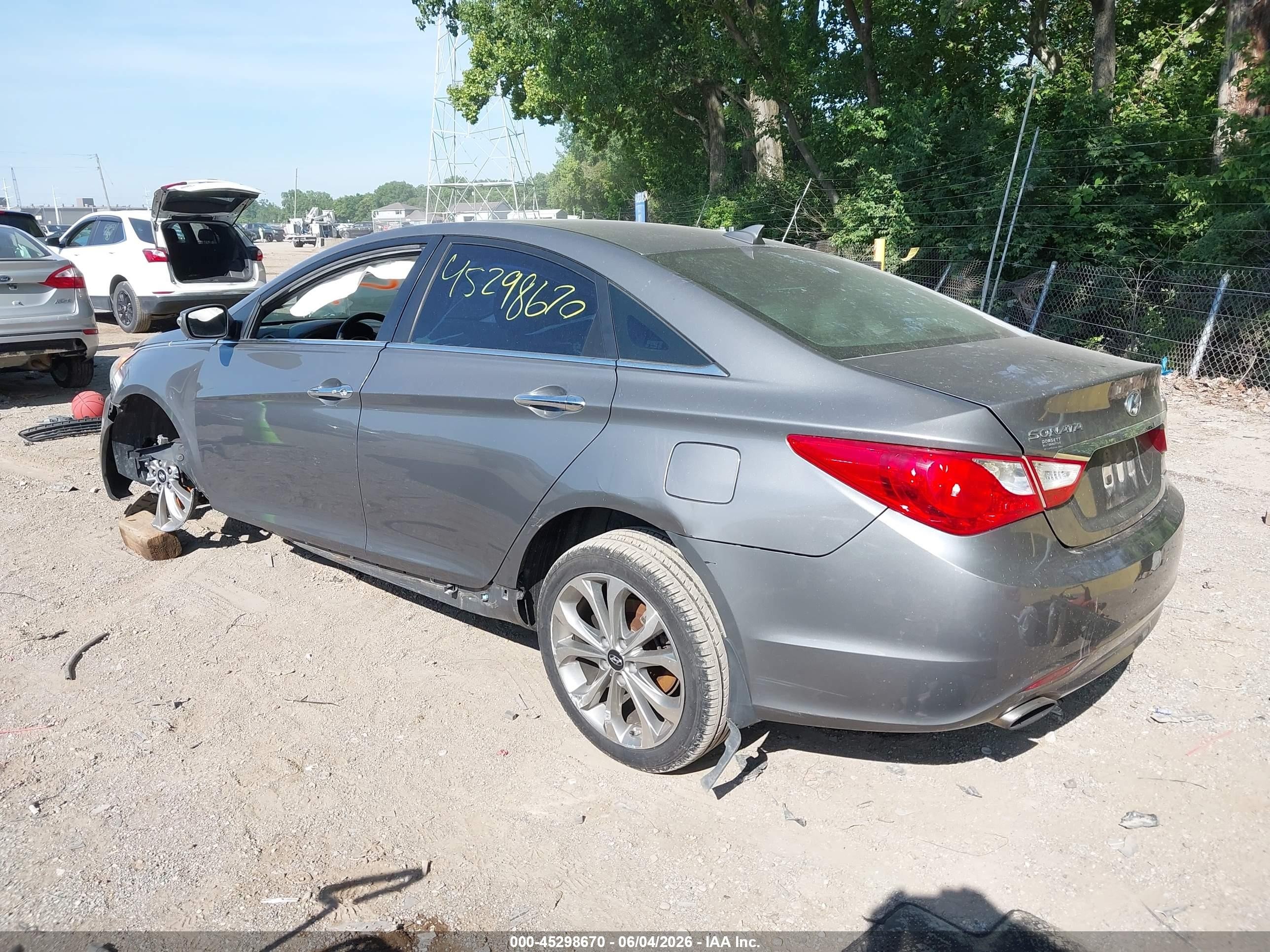 2013 Hyundai Sonata Limited 2.0t Silver vin: 5NPEC4AB0DH511060
