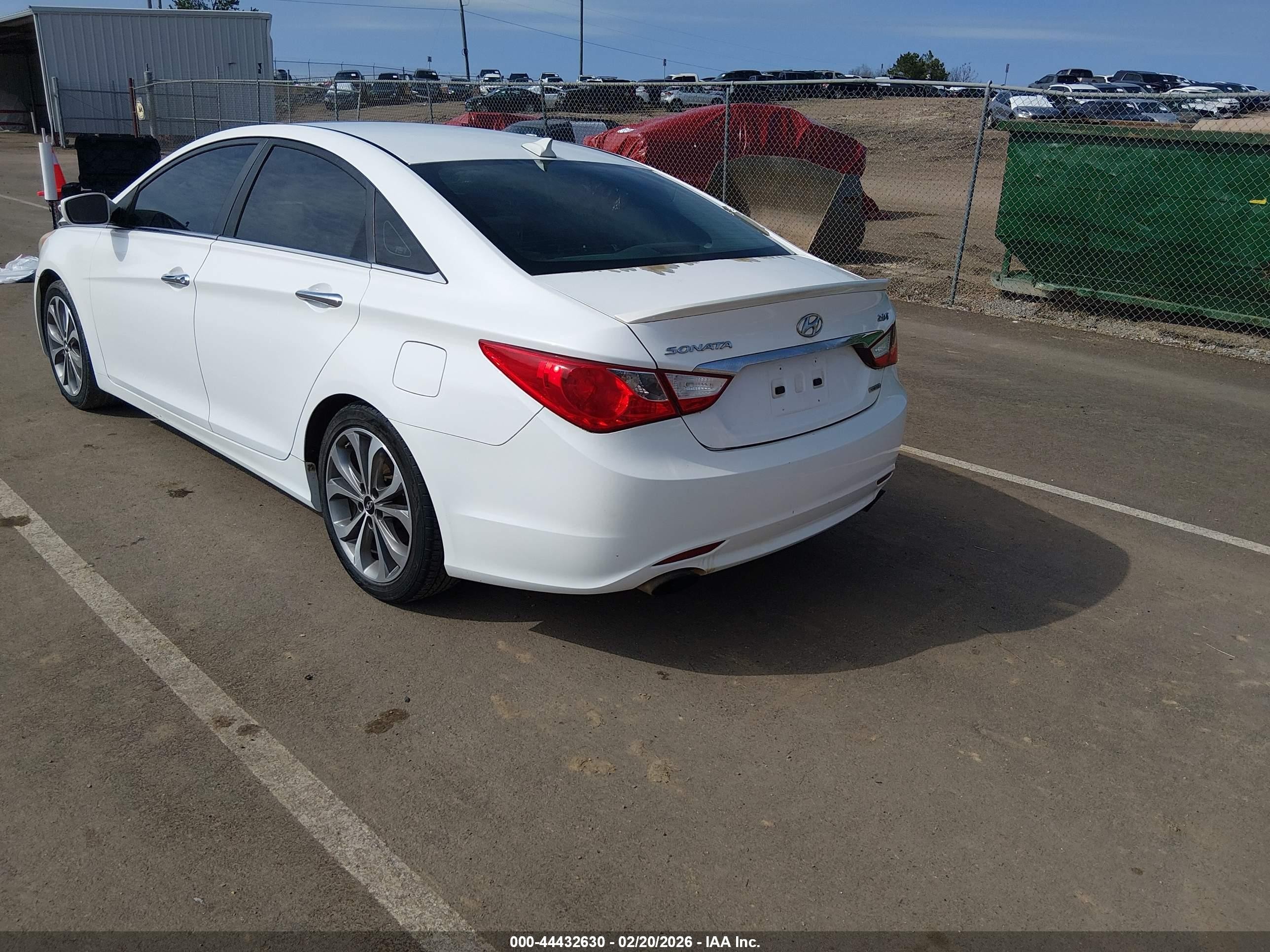 2013 Hyundai Sonata Limited 2.0t White vin: 5NPEC4AB0DH646751