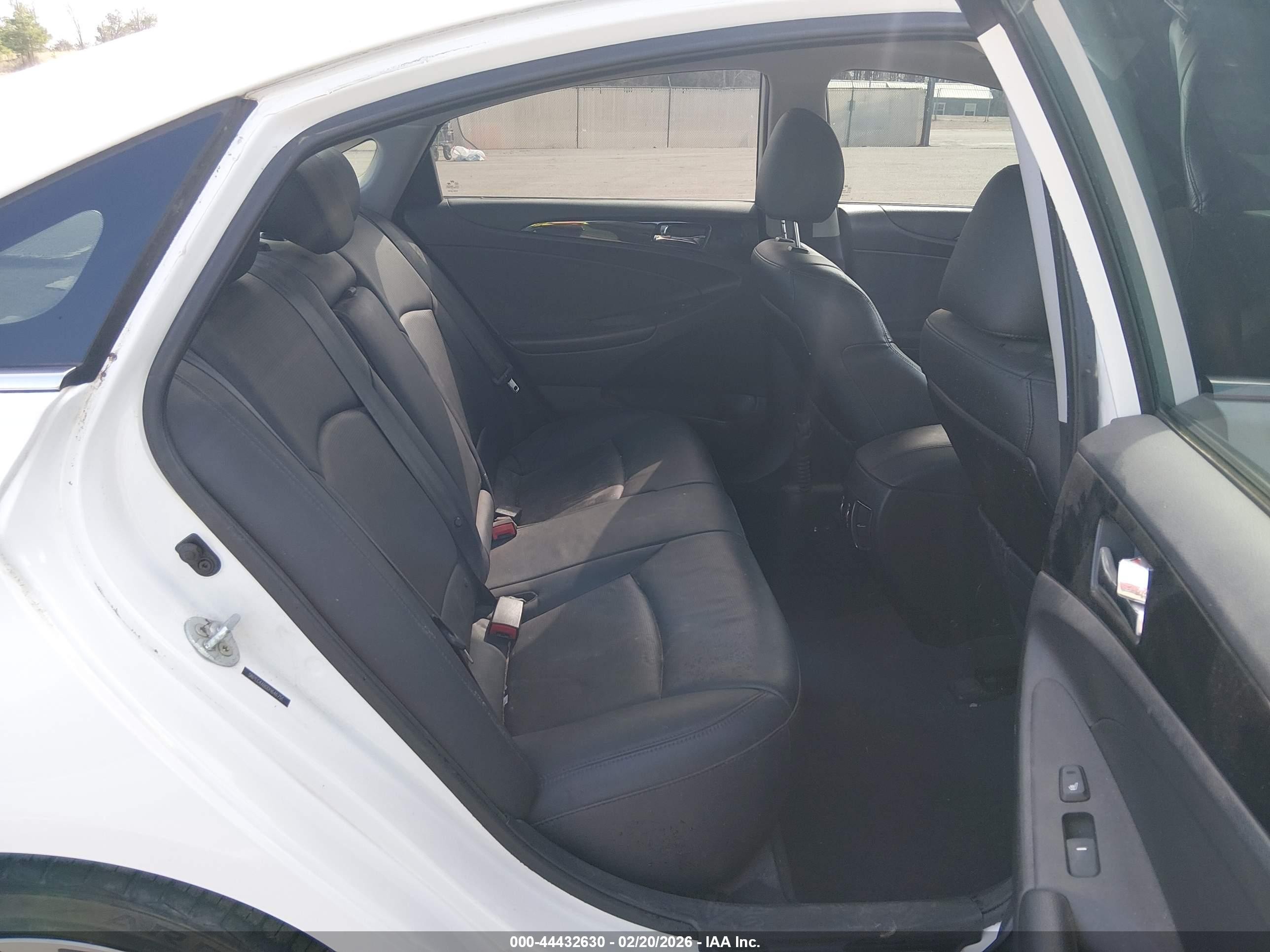 2013 Hyundai Sonata Limited 2.0t White vin: 5NPEC4AB0DH646751