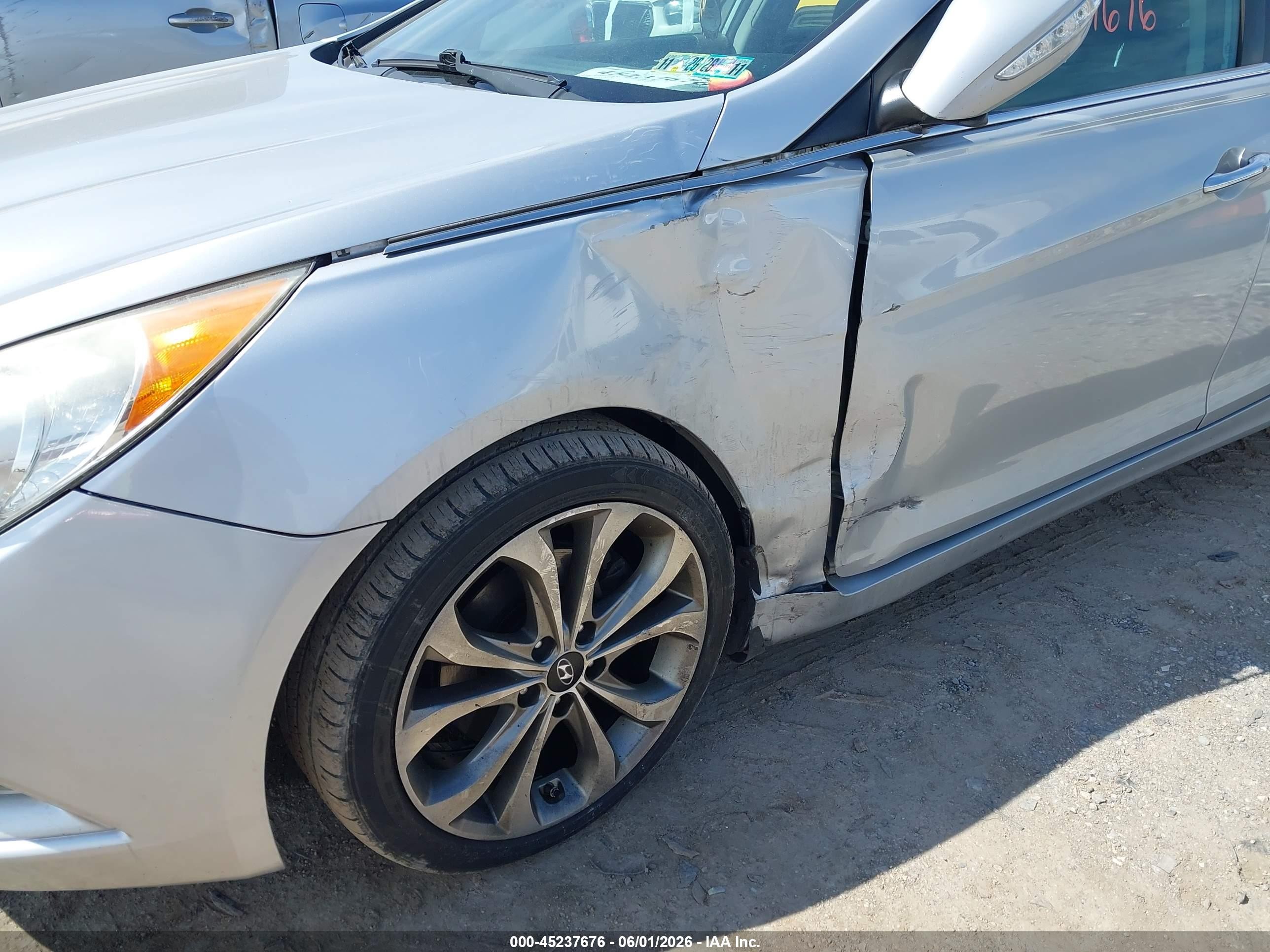 2013 Hyundai Sonata Limited 2.0t Silver vin: 5NPEC4AB0DH675652