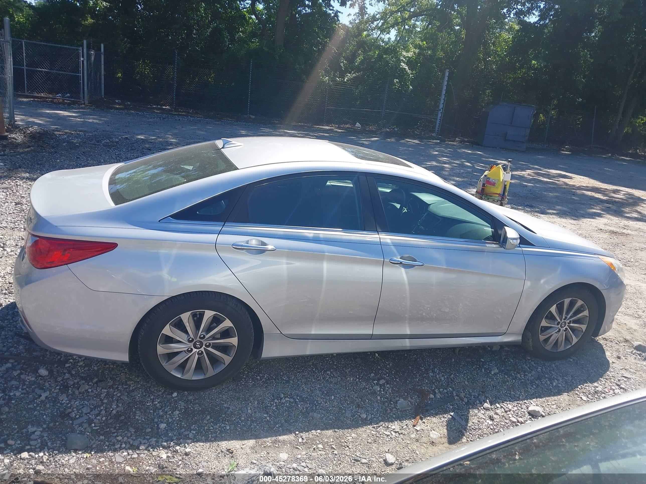 2014 Hyundai Sonata Limited 2.0t Серебряный vin: 5NPEC4AB0EH913355