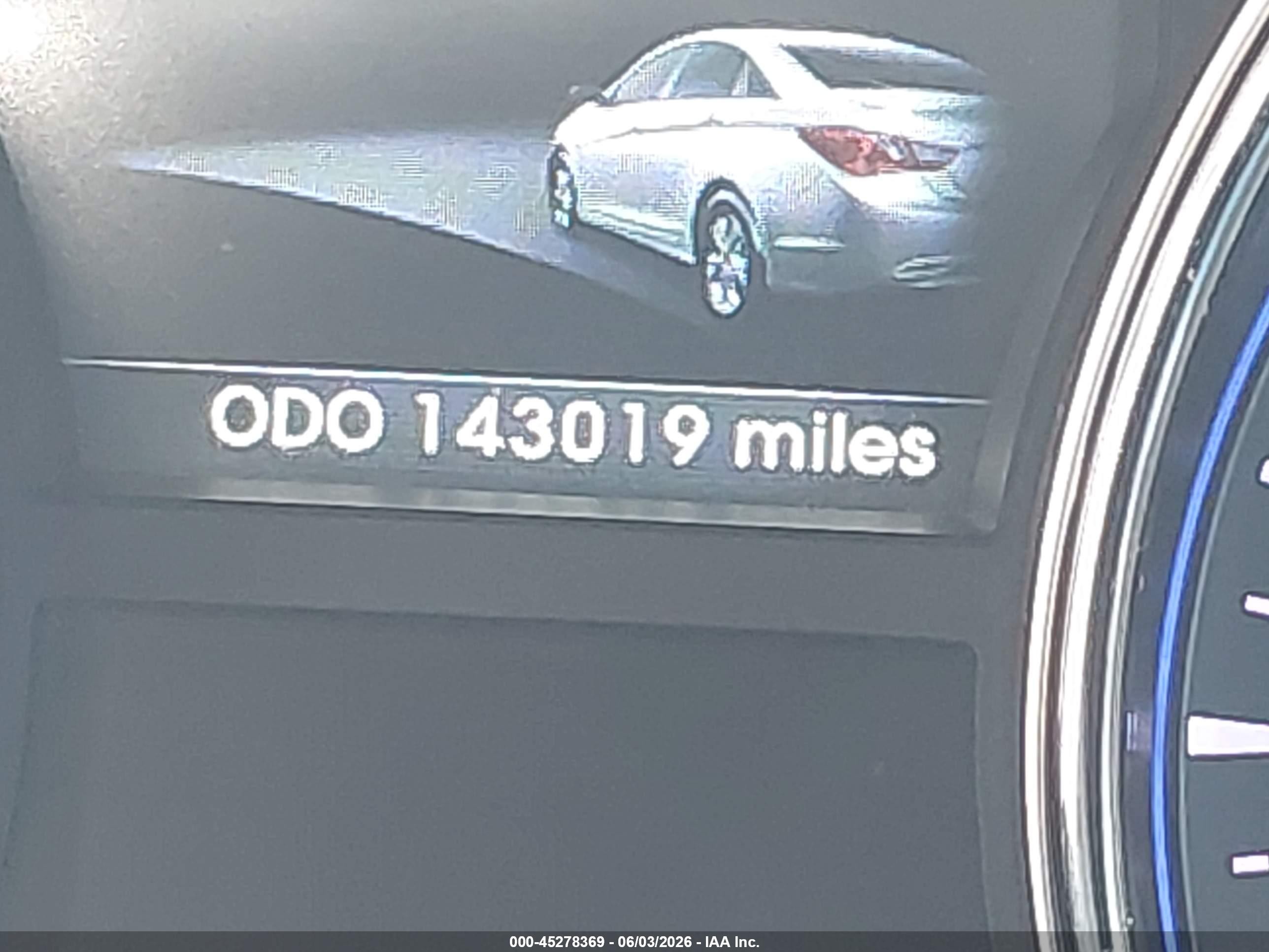 2014 Hyundai Sonata Limited 2.0t Серебряный vin: 5NPEC4AB0EH913355