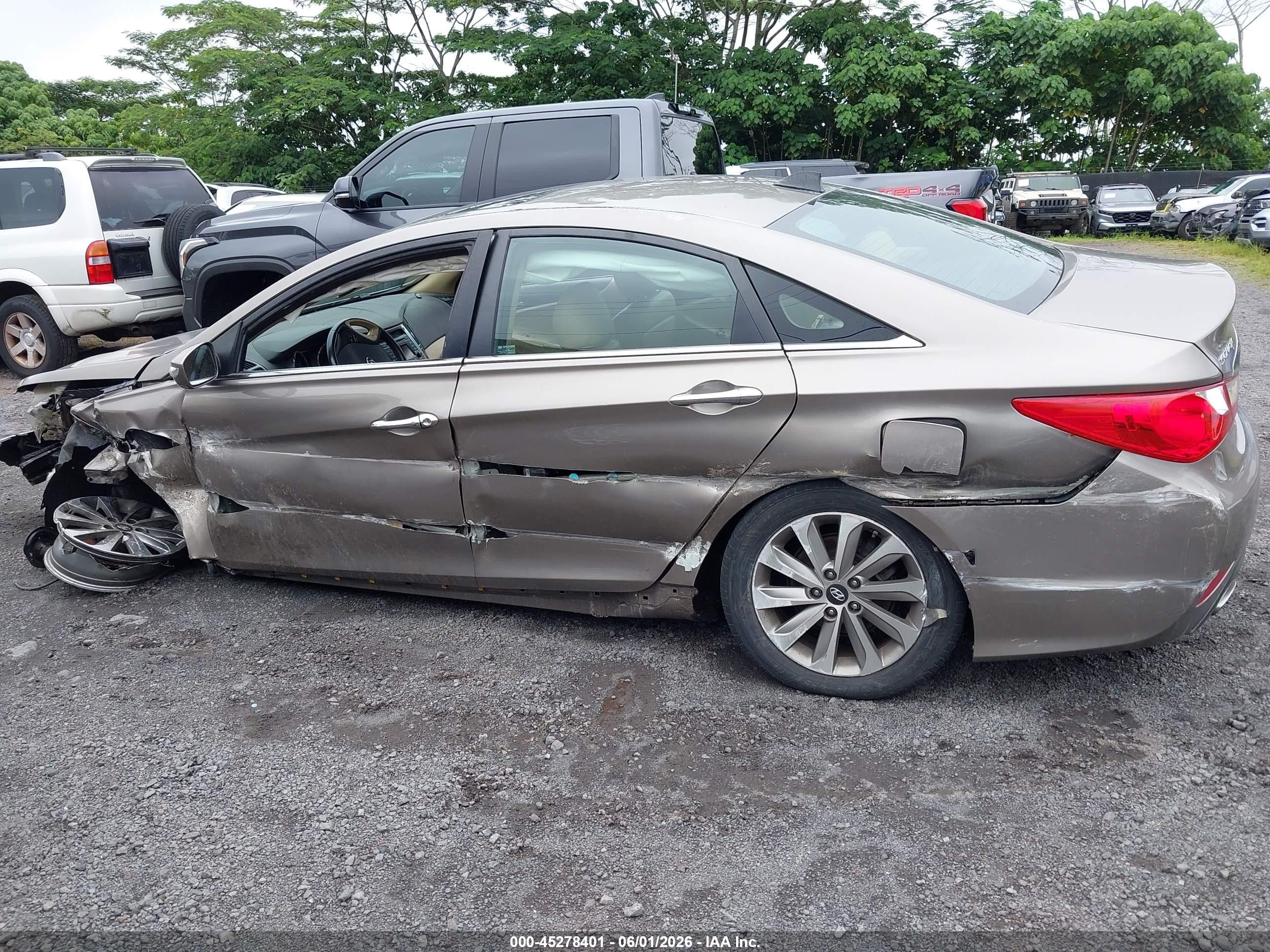 2014 Hyundai Sonata Limited 2.0t Brown vin: 5NPEC4AB0EH925425