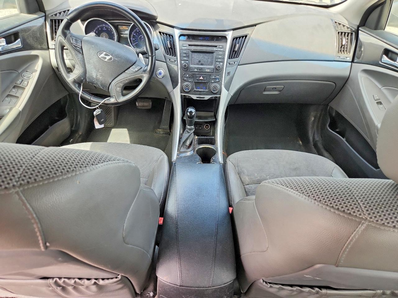2014 Hyundai Sonata Se 2.0t Серый vin: 5NPEC4AB0EH930043