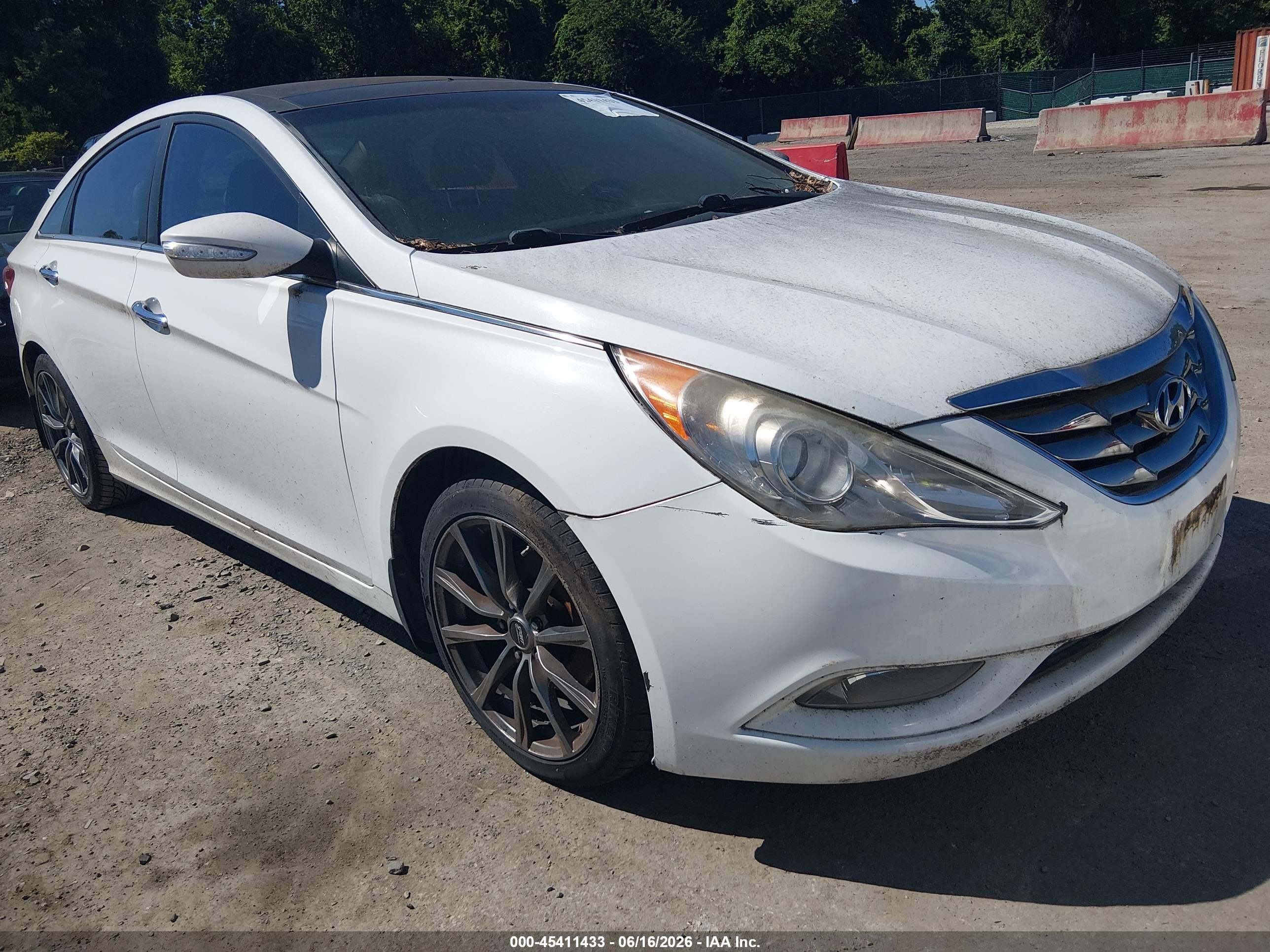 2012 Hyundai Sonata Limited 2.0t White vin: 5NPEC4AB1CH385208
