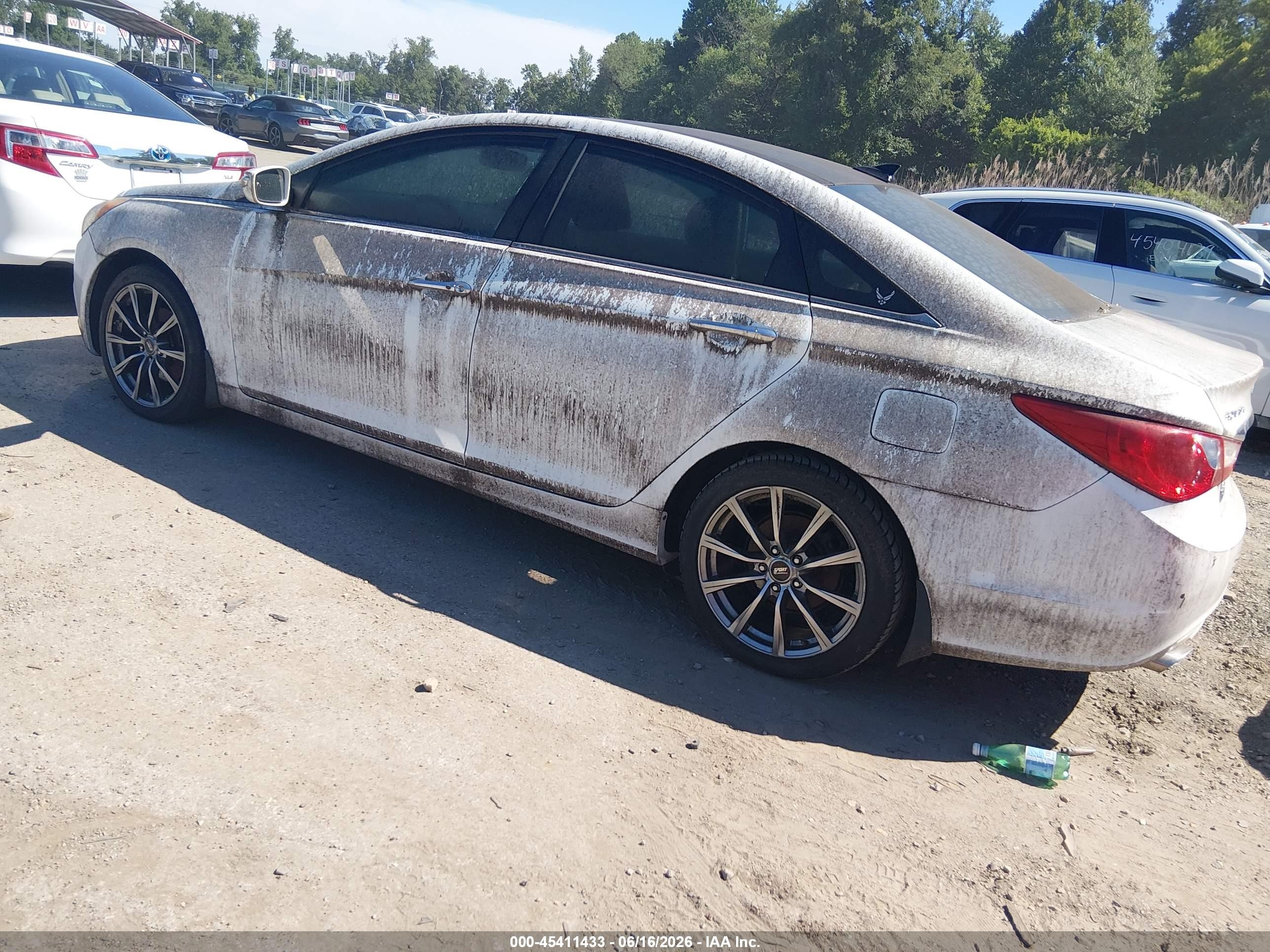2012 Hyundai Sonata Limited 2.0t White vin: 5NPEC4AB1CH385208