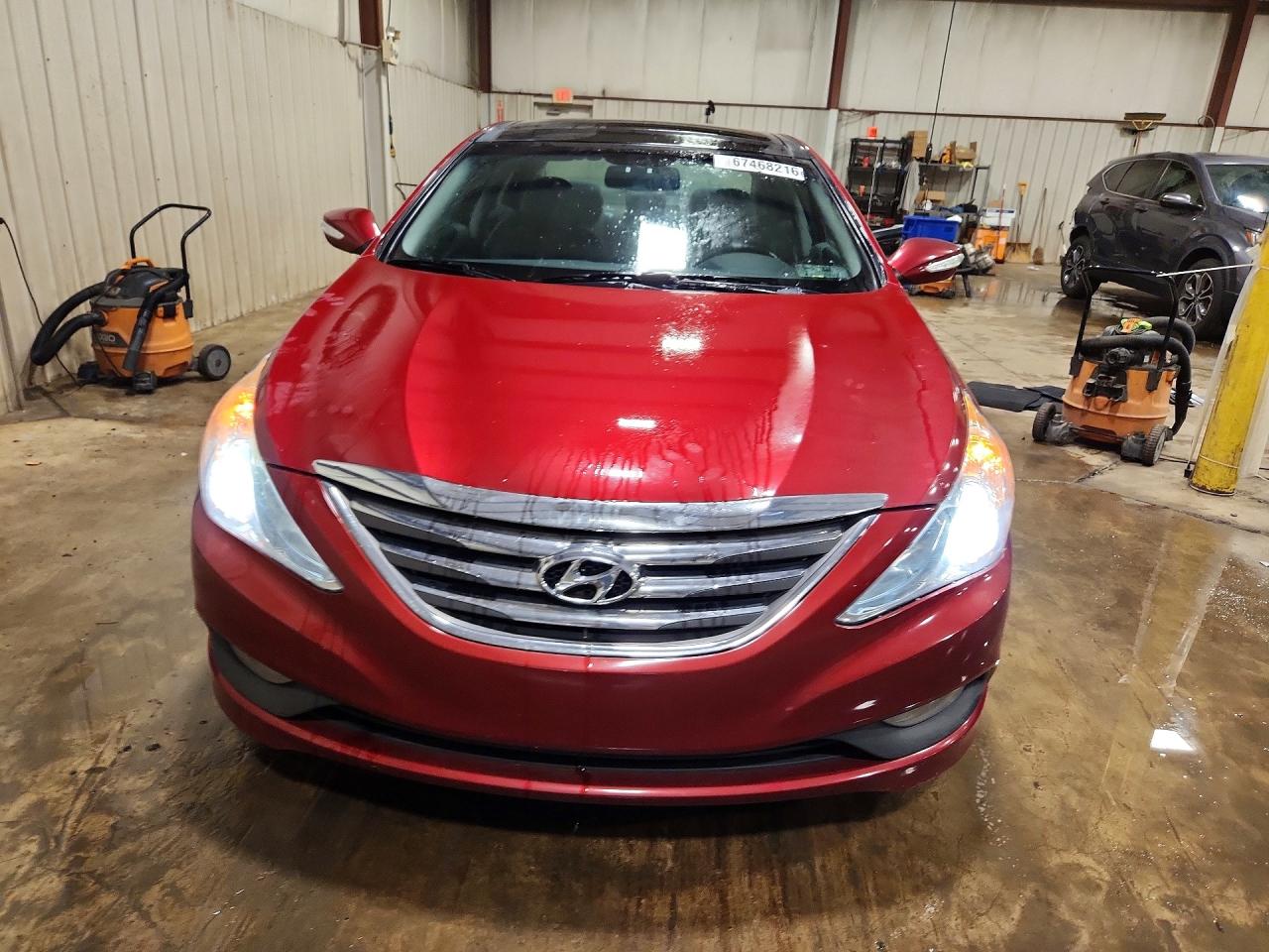 2014 Hyundai Sonata Limited 2.0t Red vin: 5NPEC4AB1EH863971