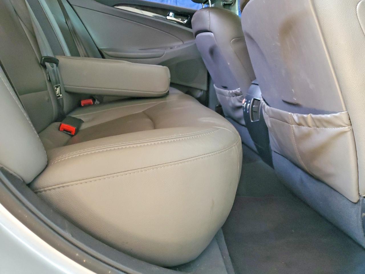 2011 Hyundai Sonata Limited 2.0t Silver vin: 5NPEC4AB2BH238474