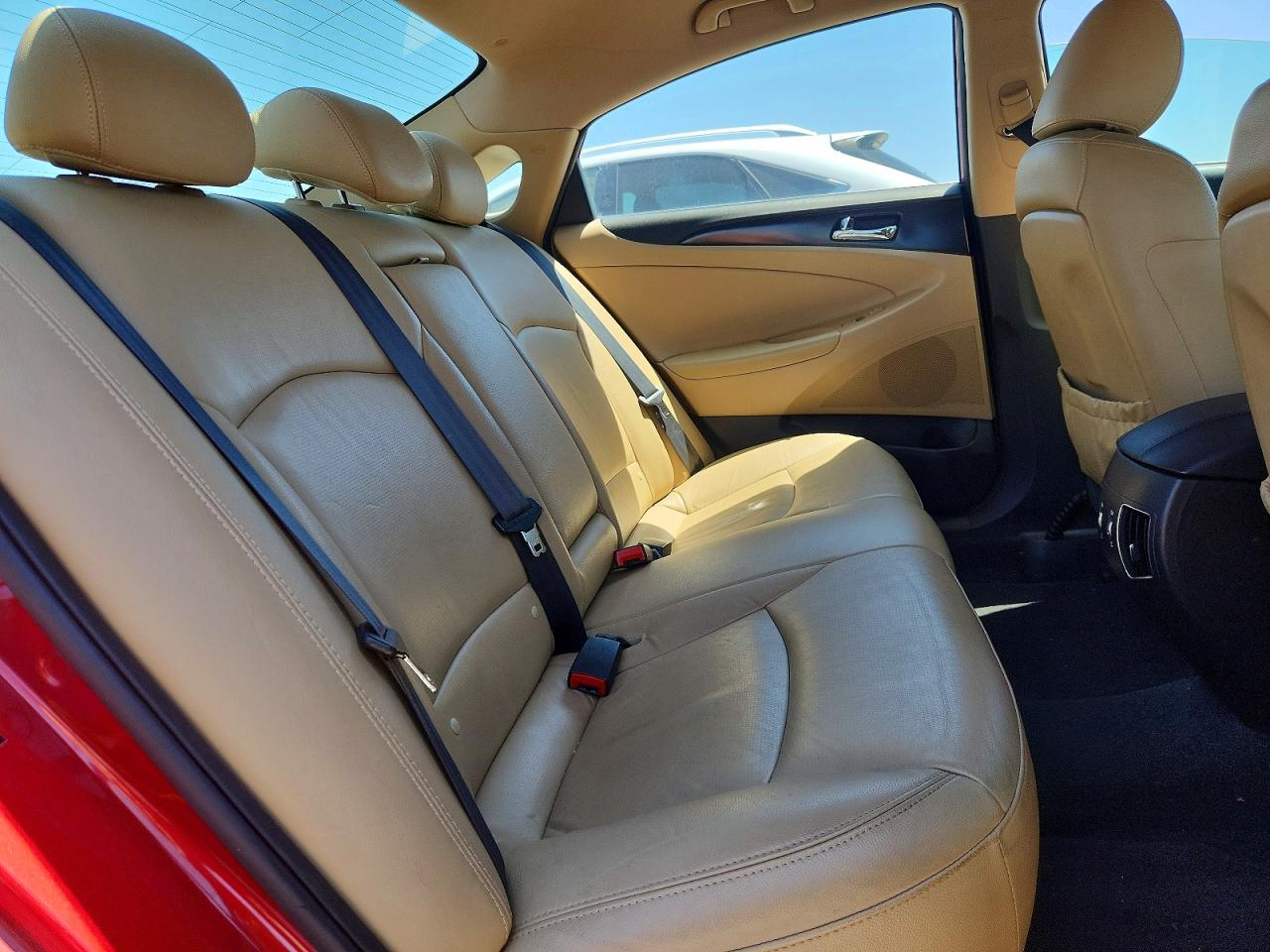 2011 Hyundai Sonata Limited 2.0t Red vin: 5NPEC4AB2BH263651