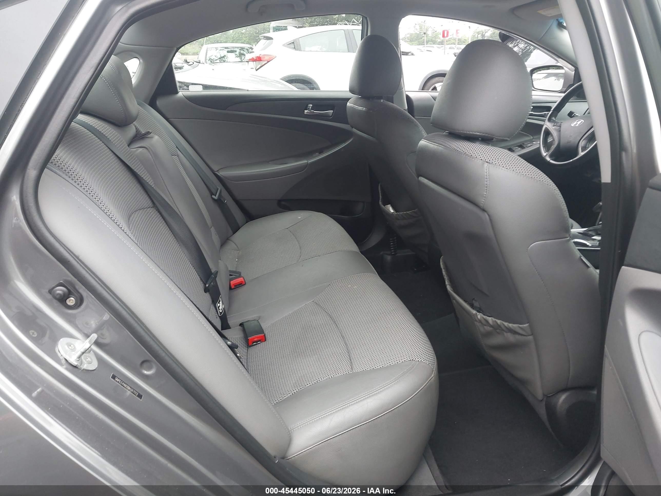 2011 Hyundai Sonata Se 2.0t Серый vin: 5NPEC4AB2BH317112