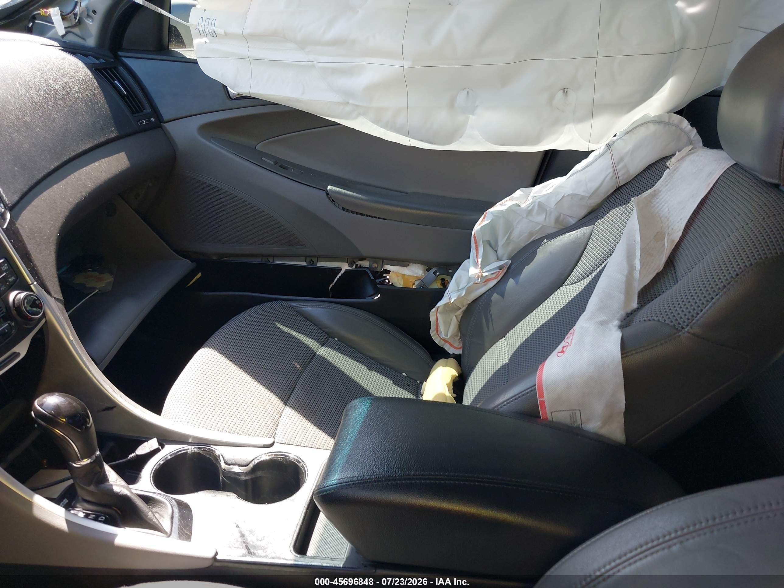 2012 Hyundai Sonata Se 2.0t Серебряный vin: 5NPEC4AB2CH341573