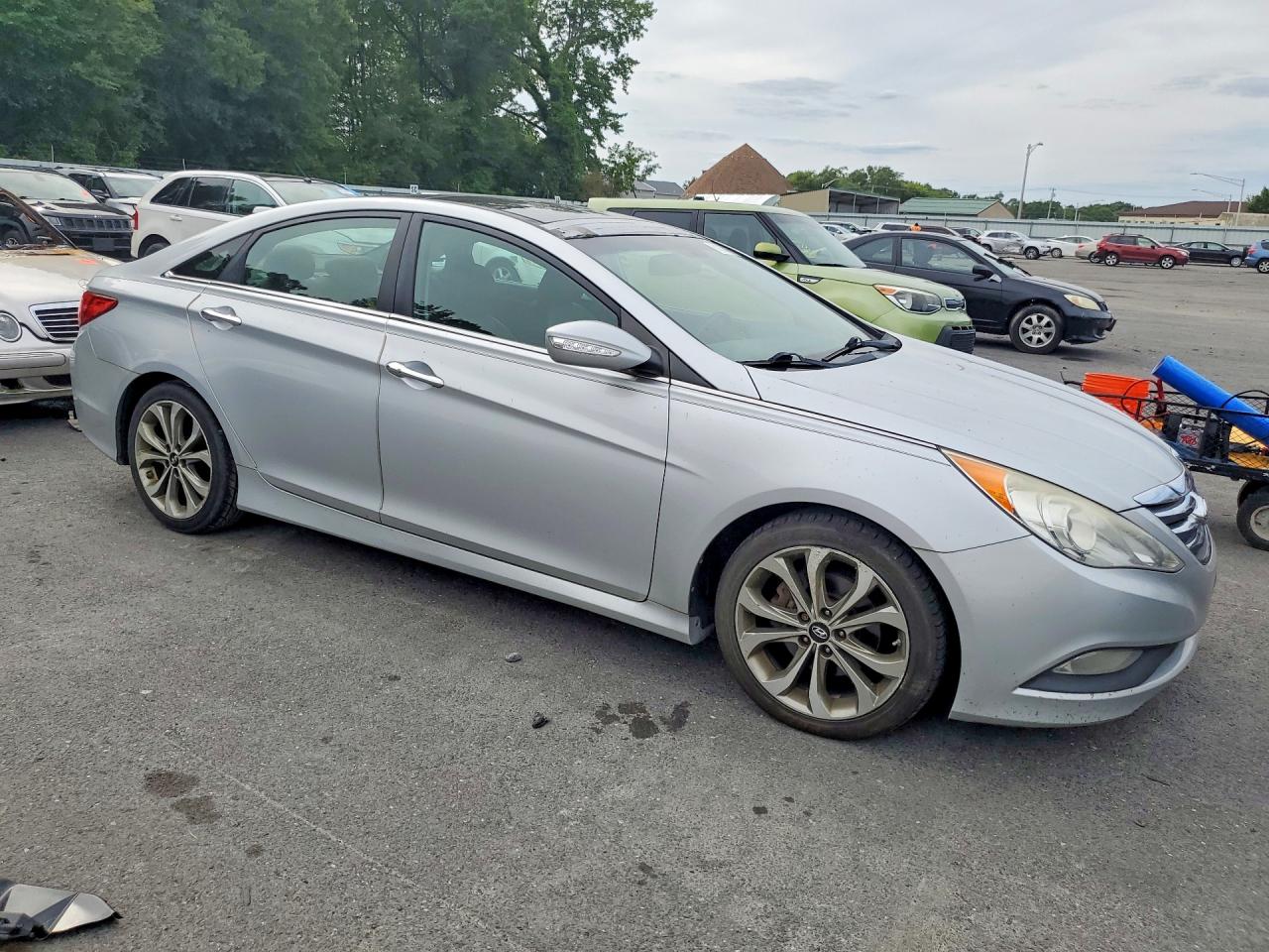 2014 Hyundai Sonata Limited 2.0t Серебряный vin: 5NPEC4AB2EH896638