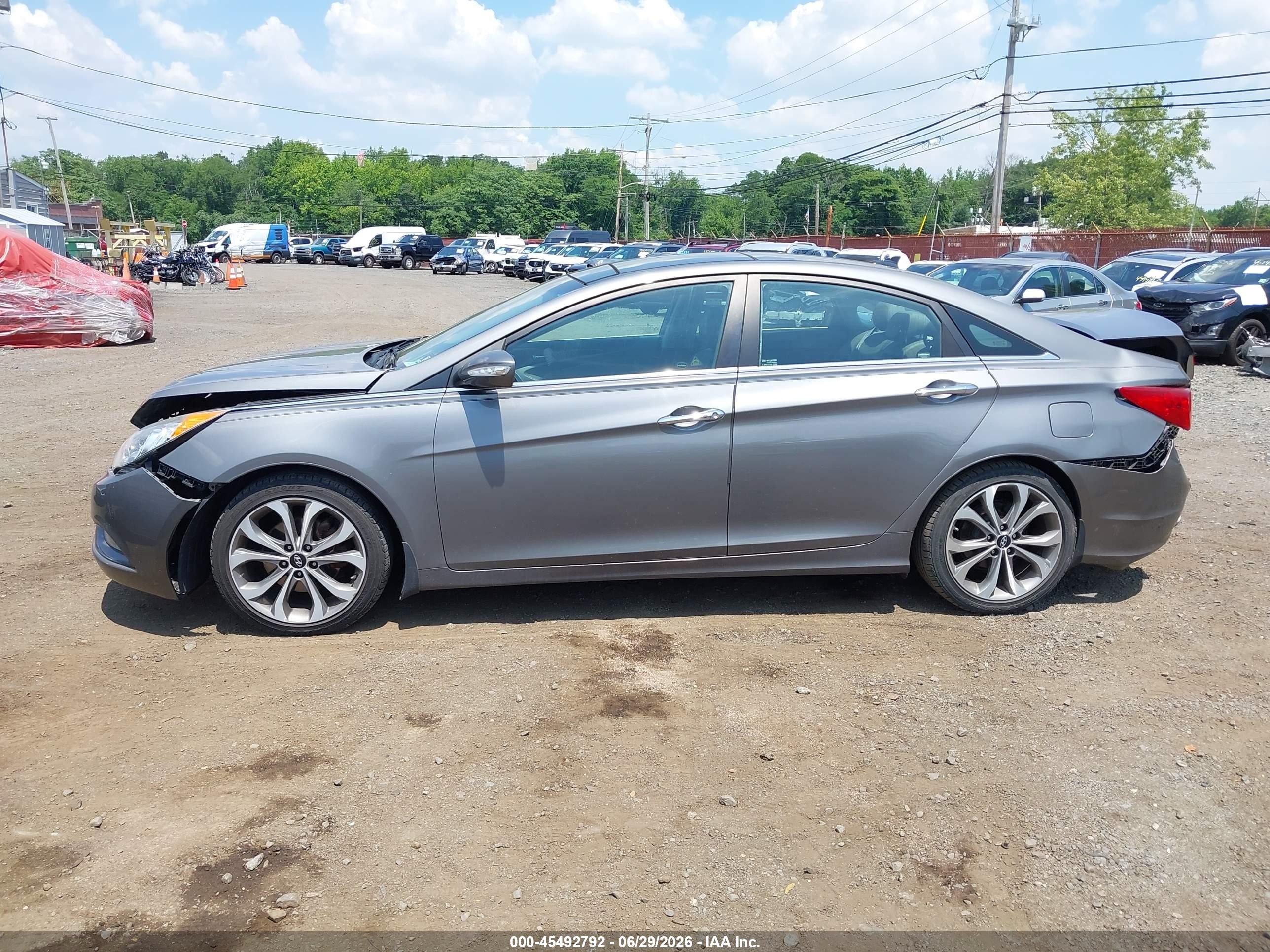 2013 Hyundai Sonata Limited 2.0t Серый vin: 5NPEC4AB3DH676102