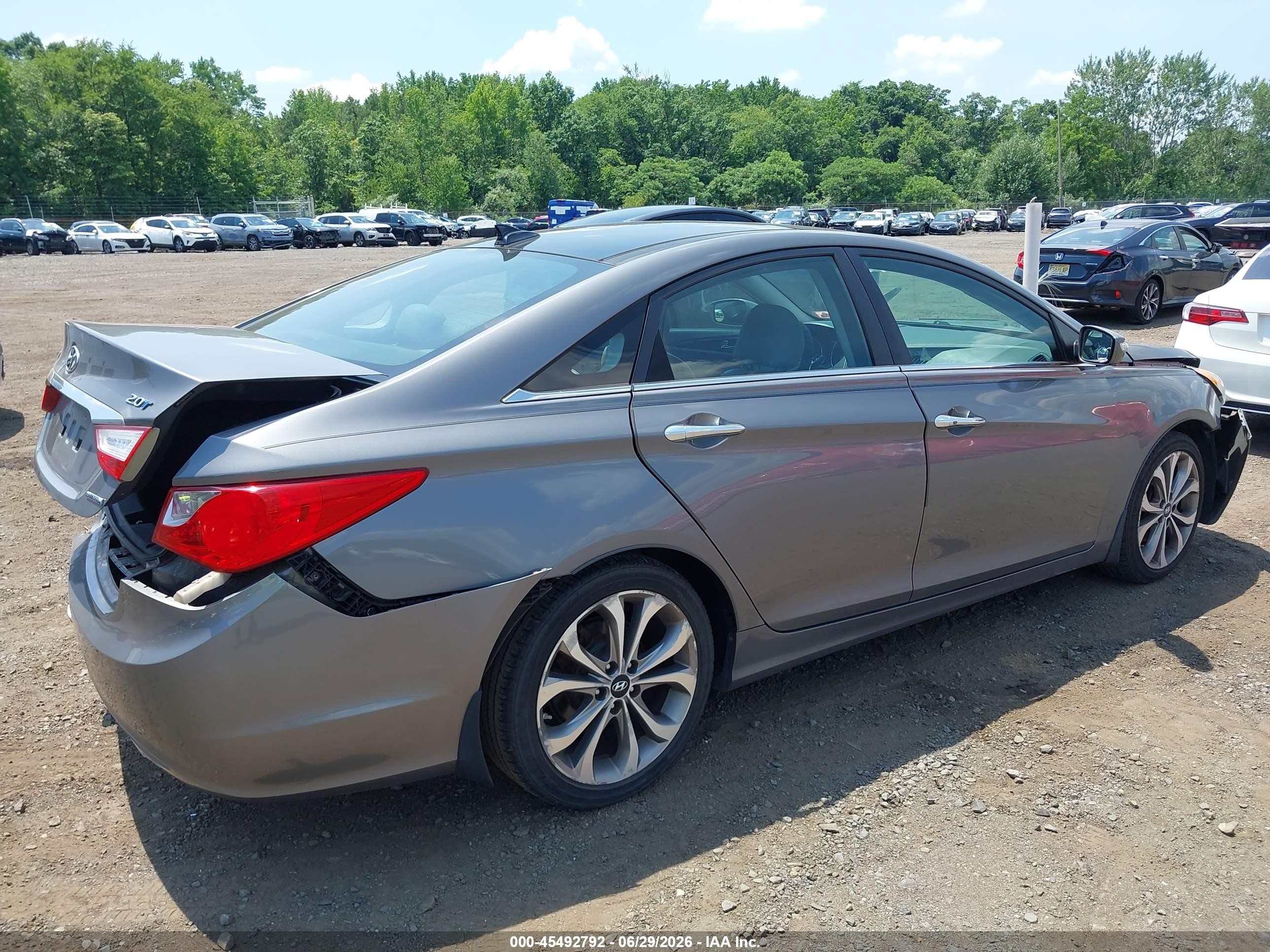 2013 Hyundai Sonata Limited 2.0t Серый vin: 5NPEC4AB3DH676102