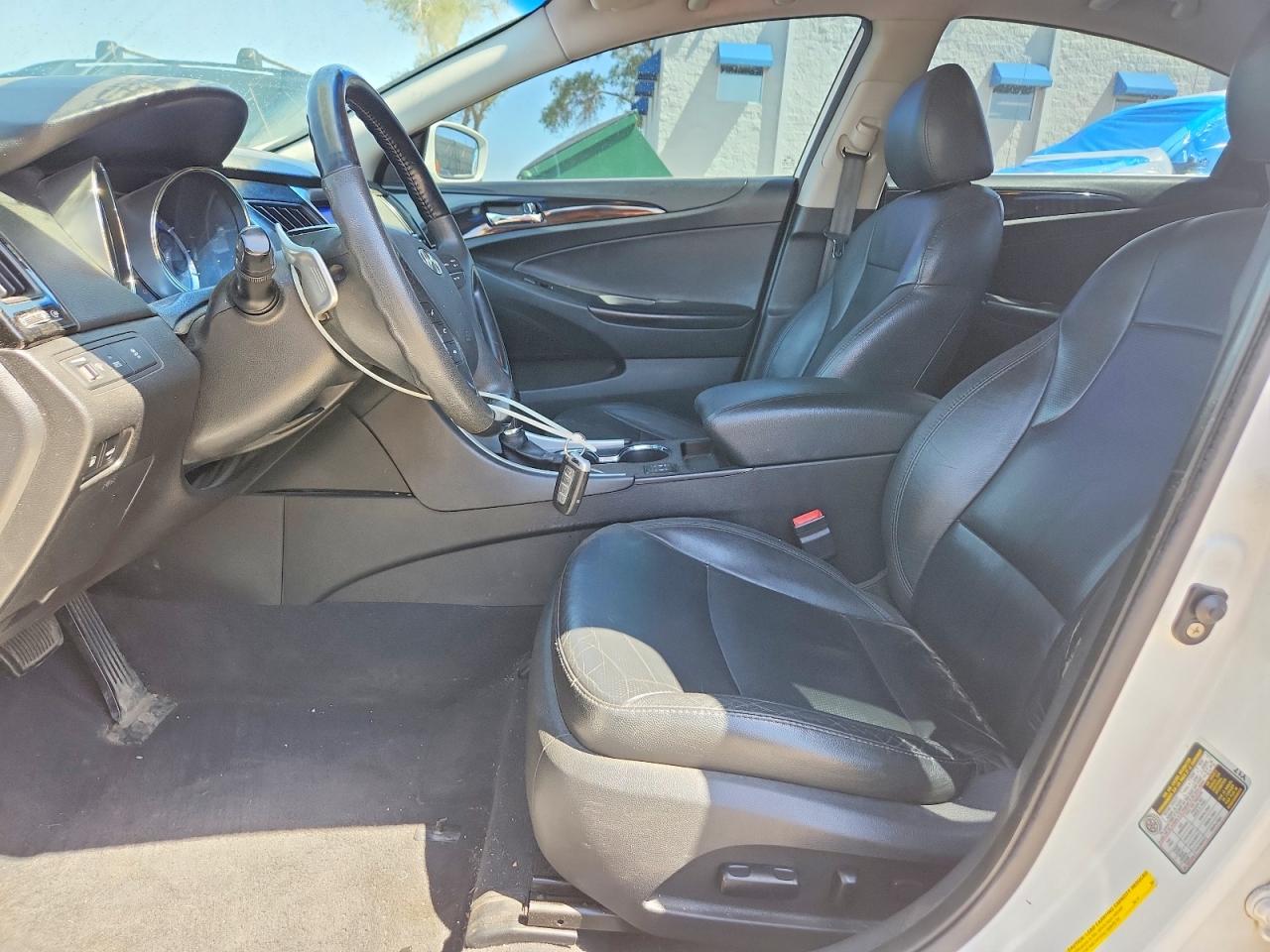 2011 Hyundai Sonata Limited 2.0t White vin: 5NPEC4AB4BH295453