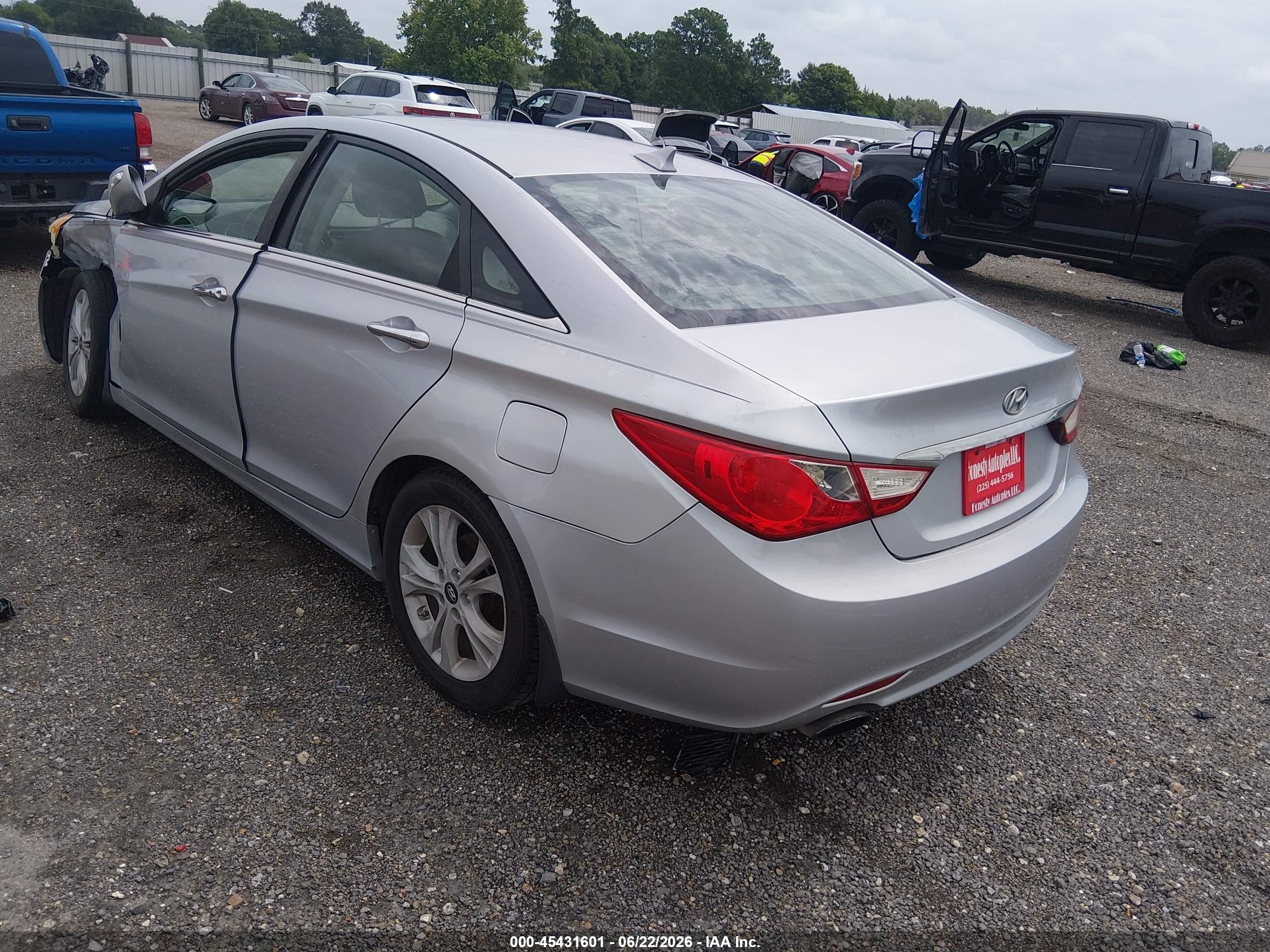2011 Hyundai Sonata Limited 2.0t Silver vin: 5NPEC4AB4BH303132