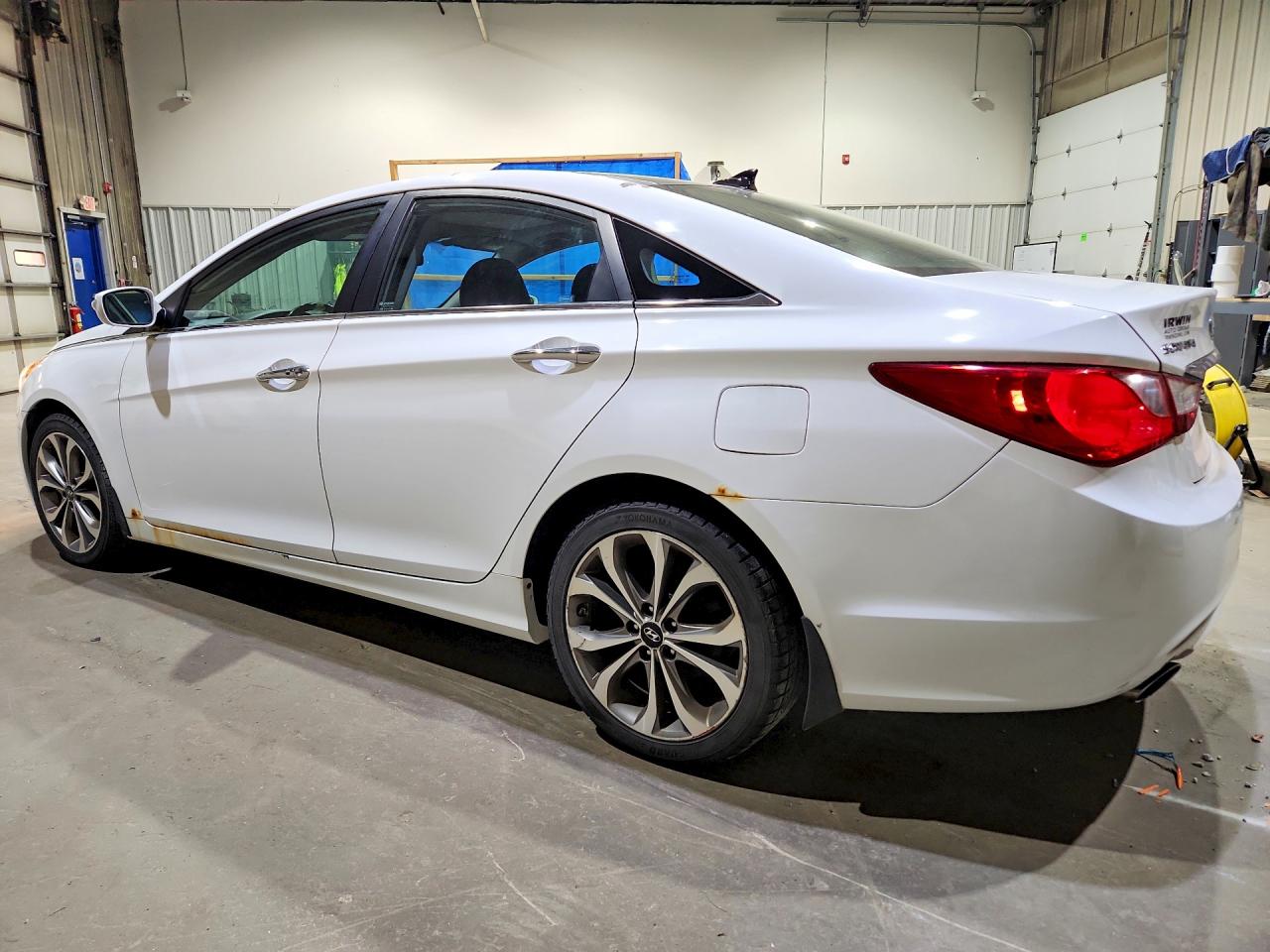 2013 Hyundai Sonata Limited 2.0t White vin: 5NPEC4AB4DH615745