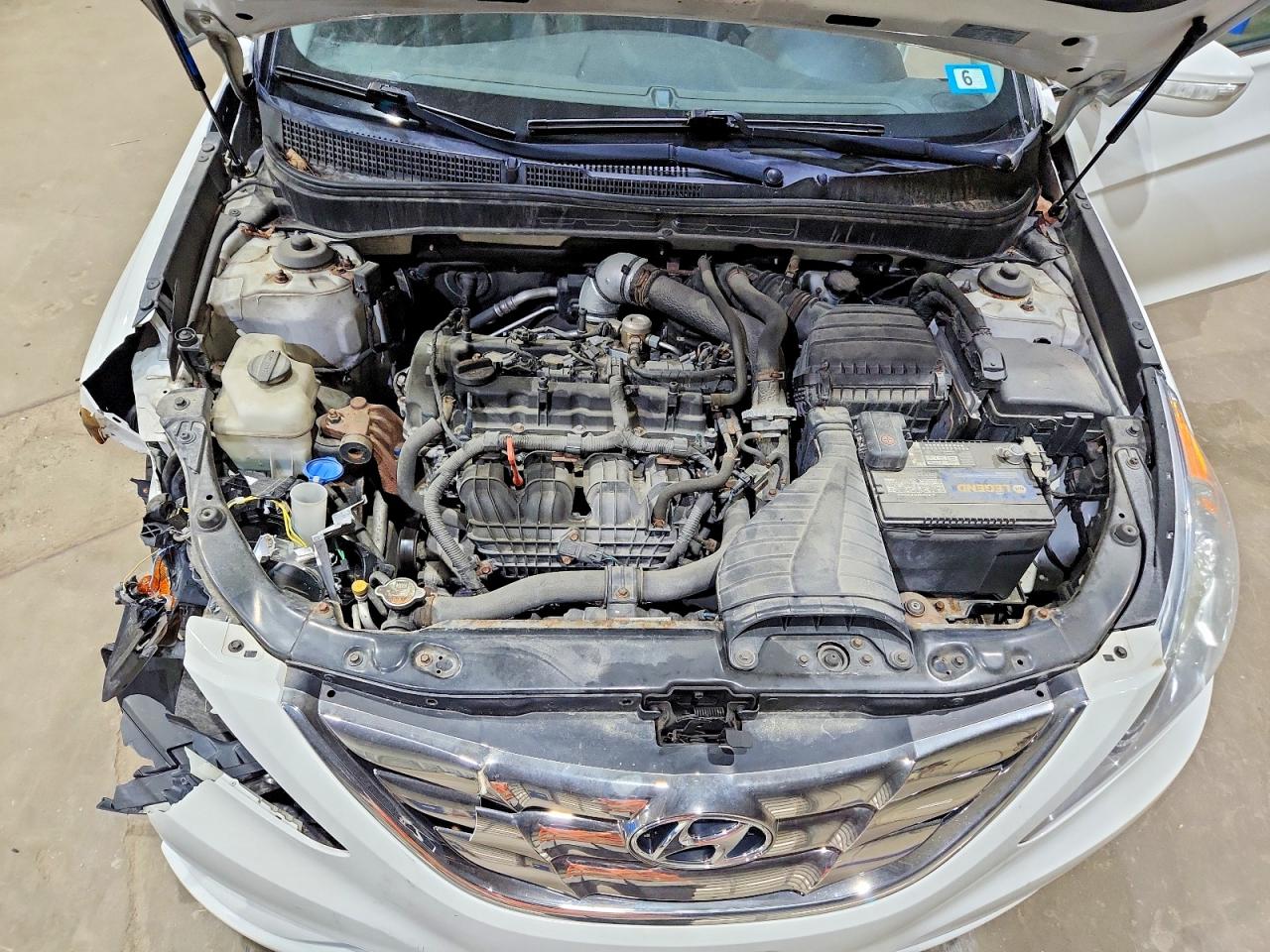 2013 Hyundai Sonata Limited 2.0t White vin: 5NPEC4AB4DH615745