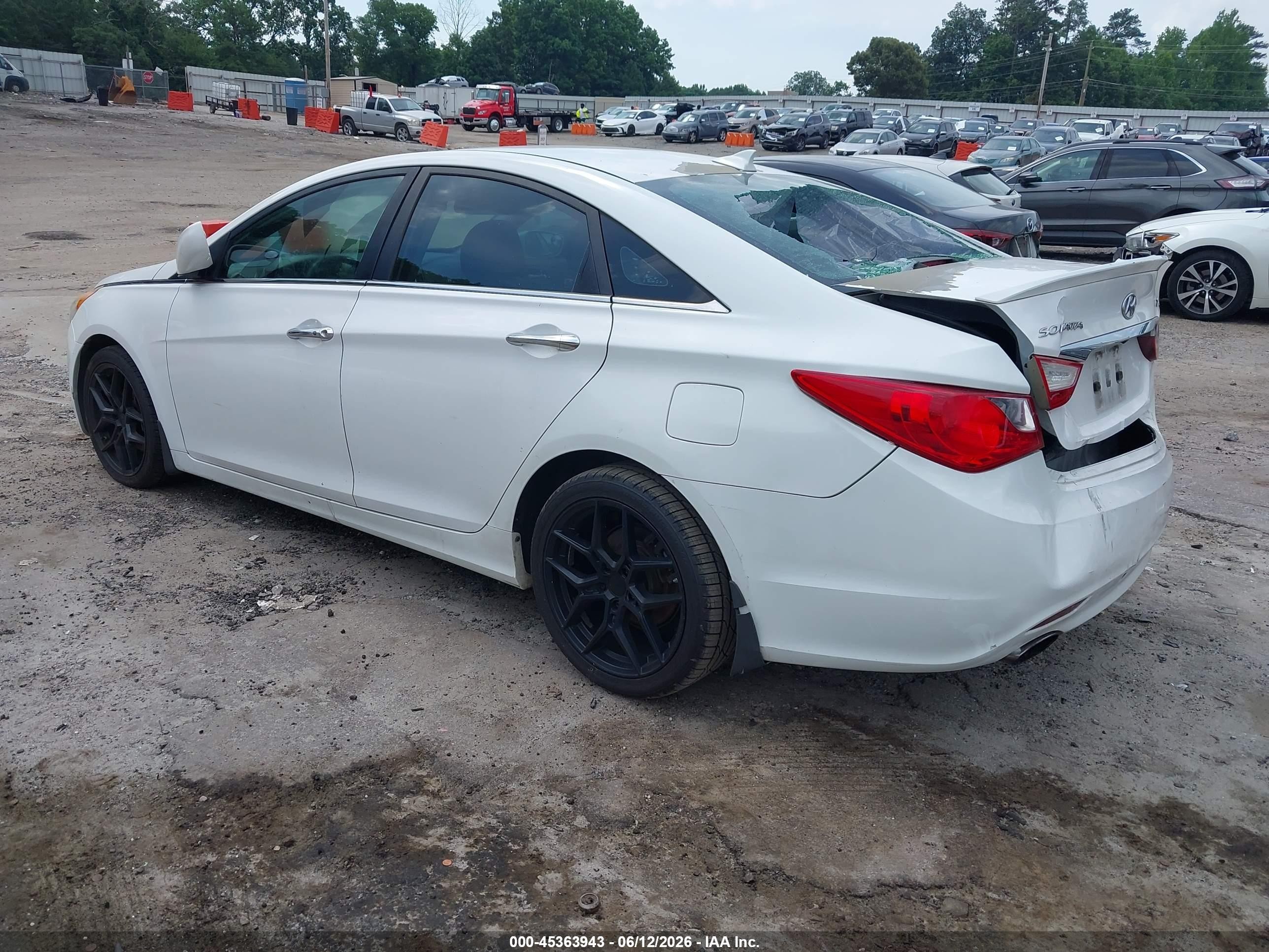 2013 Hyundai Sonata Se 2.0t Белый vin: 5NPEC4AB4DH643285