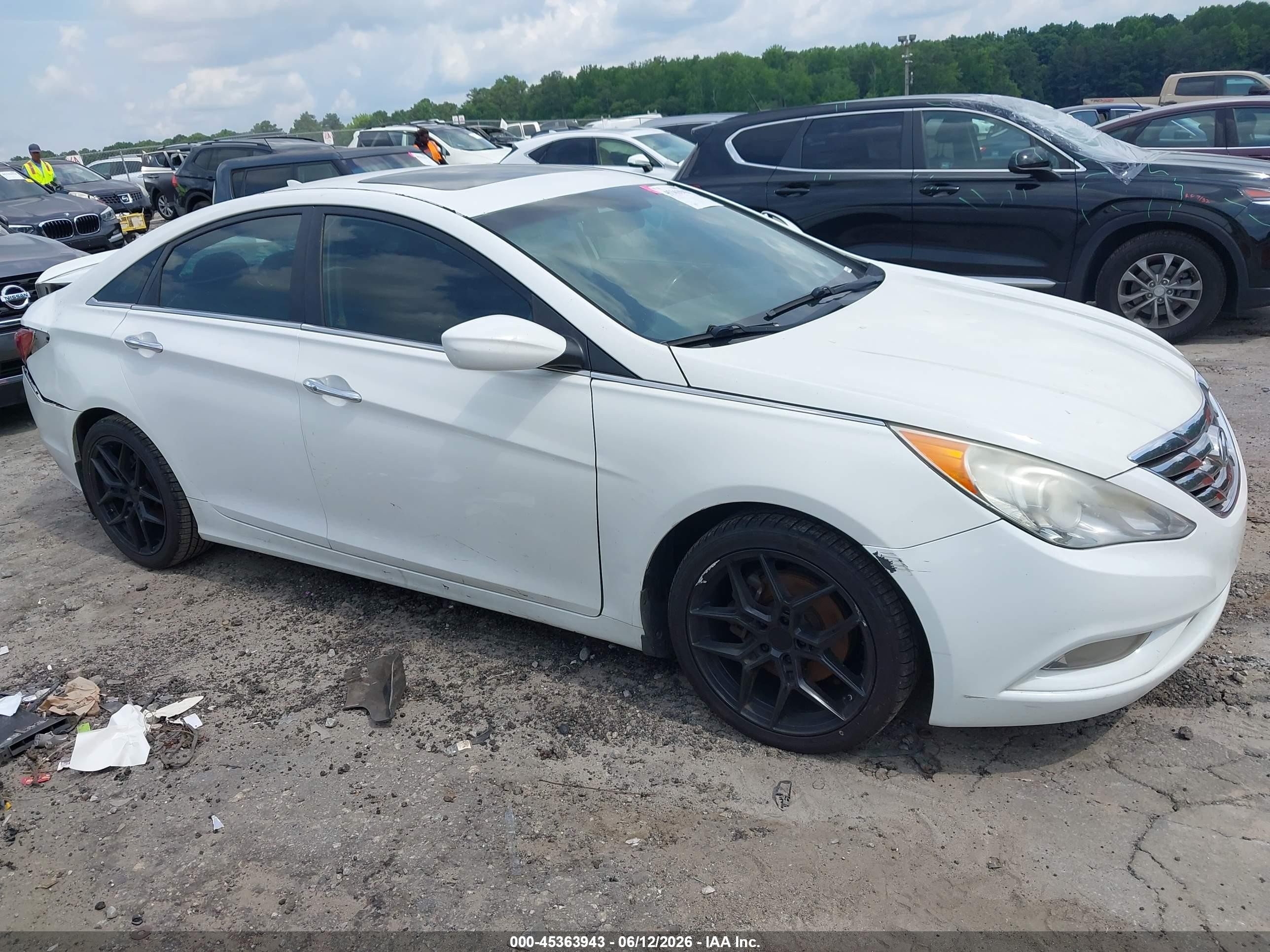 2013 Hyundai Sonata Se 2.0t Белый vin: 5NPEC4AB4DH643285