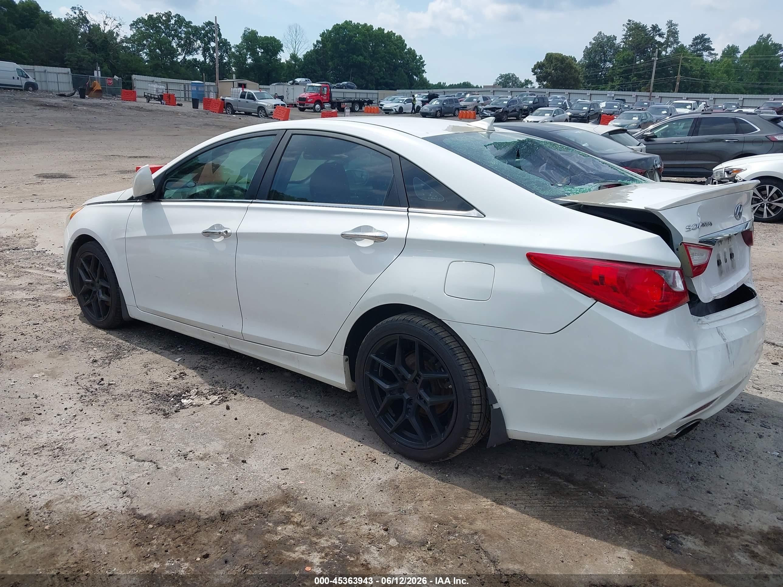 2013 Hyundai Sonata Se 2.0t Белый vin: 5NPEC4AB4DH643285