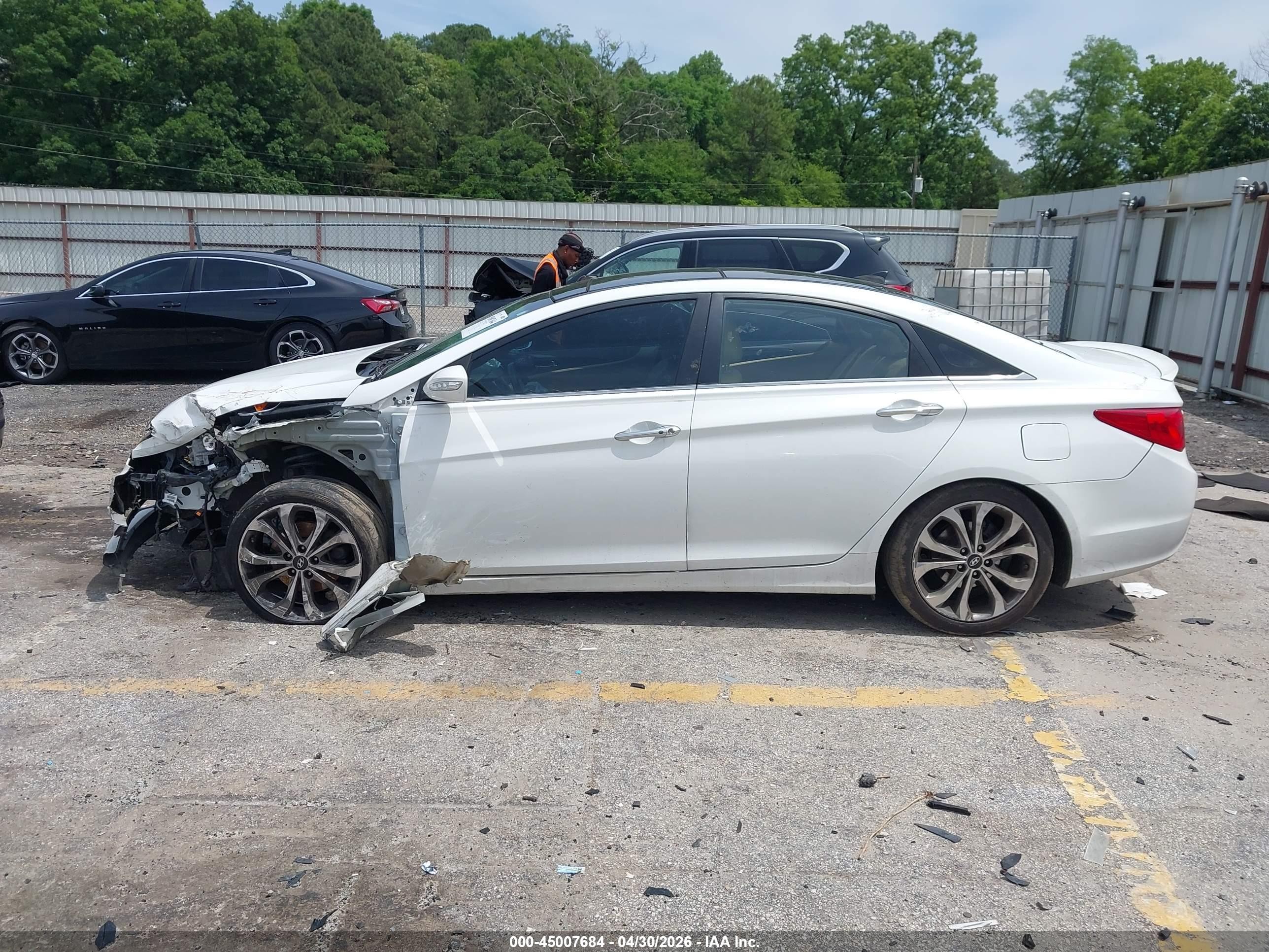 2013 Hyundai Sonata Limited 2.0t White vin: 5NPEC4AB4DH685634