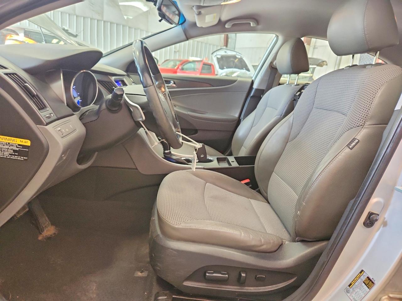 2012 Hyundai Sonata Se 2.0t Silver vin: 5NPEC4AB5CH407940